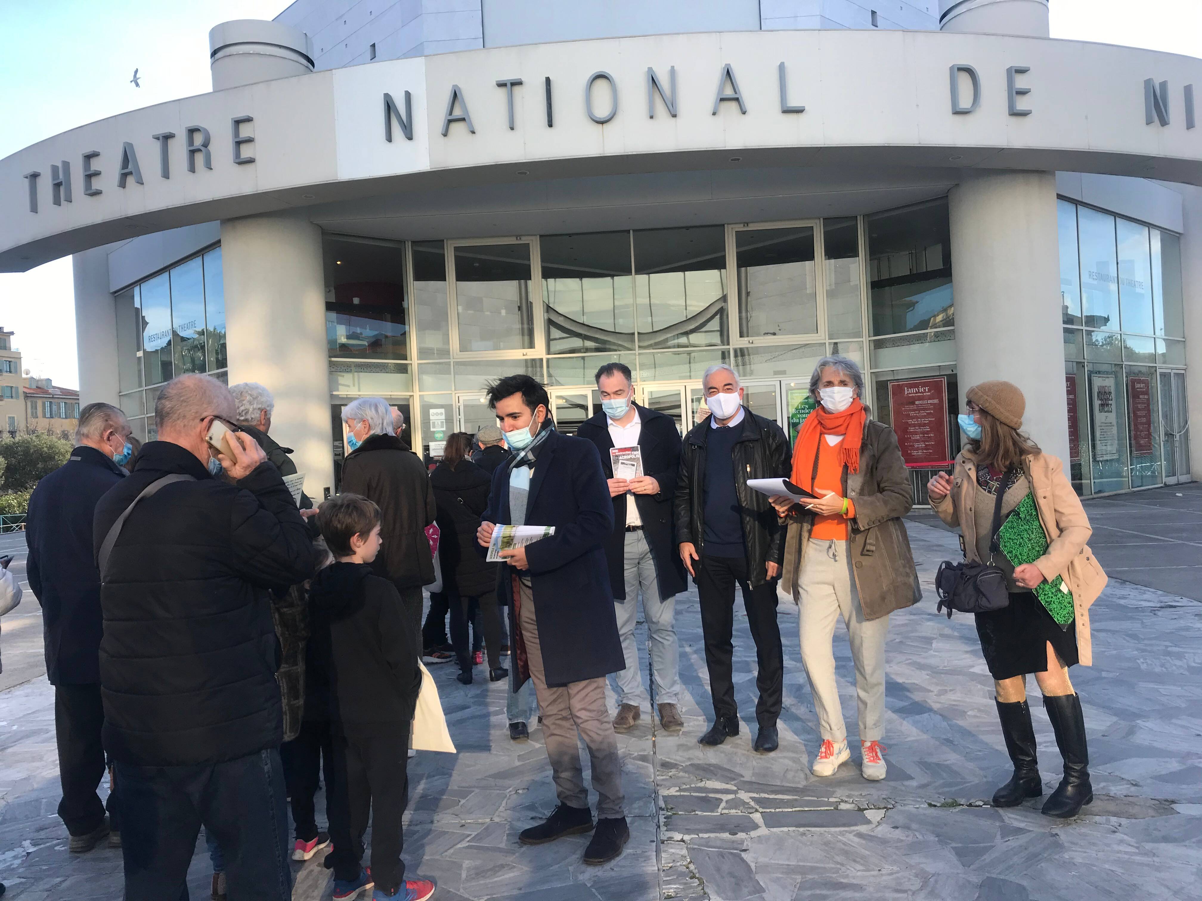 Les "anti-casse" s'invitent à la dernière séance du Théâtre national de Nice