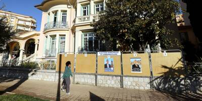 Elections municipales à Menton: le candidat-maire Yves Juhel avait-il le droit de placarder si tôt ses affiches?