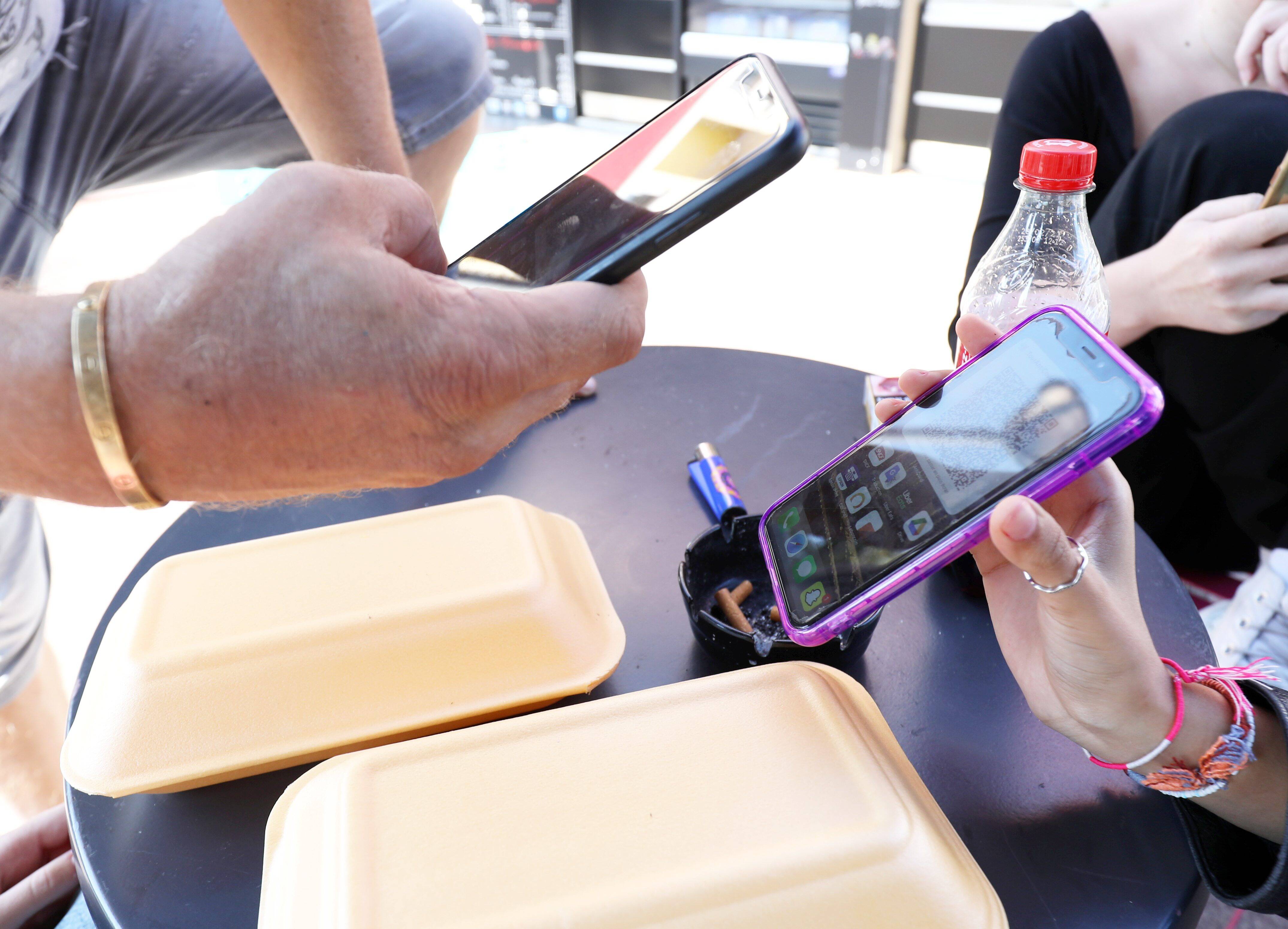 Covid-19: 140.000 Varois risquent de voir leur pass vaccinal désactivé