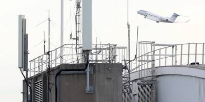 Antennes 5G près de l'aéroport de Nice: y a-t-il un danger pour les avions?
