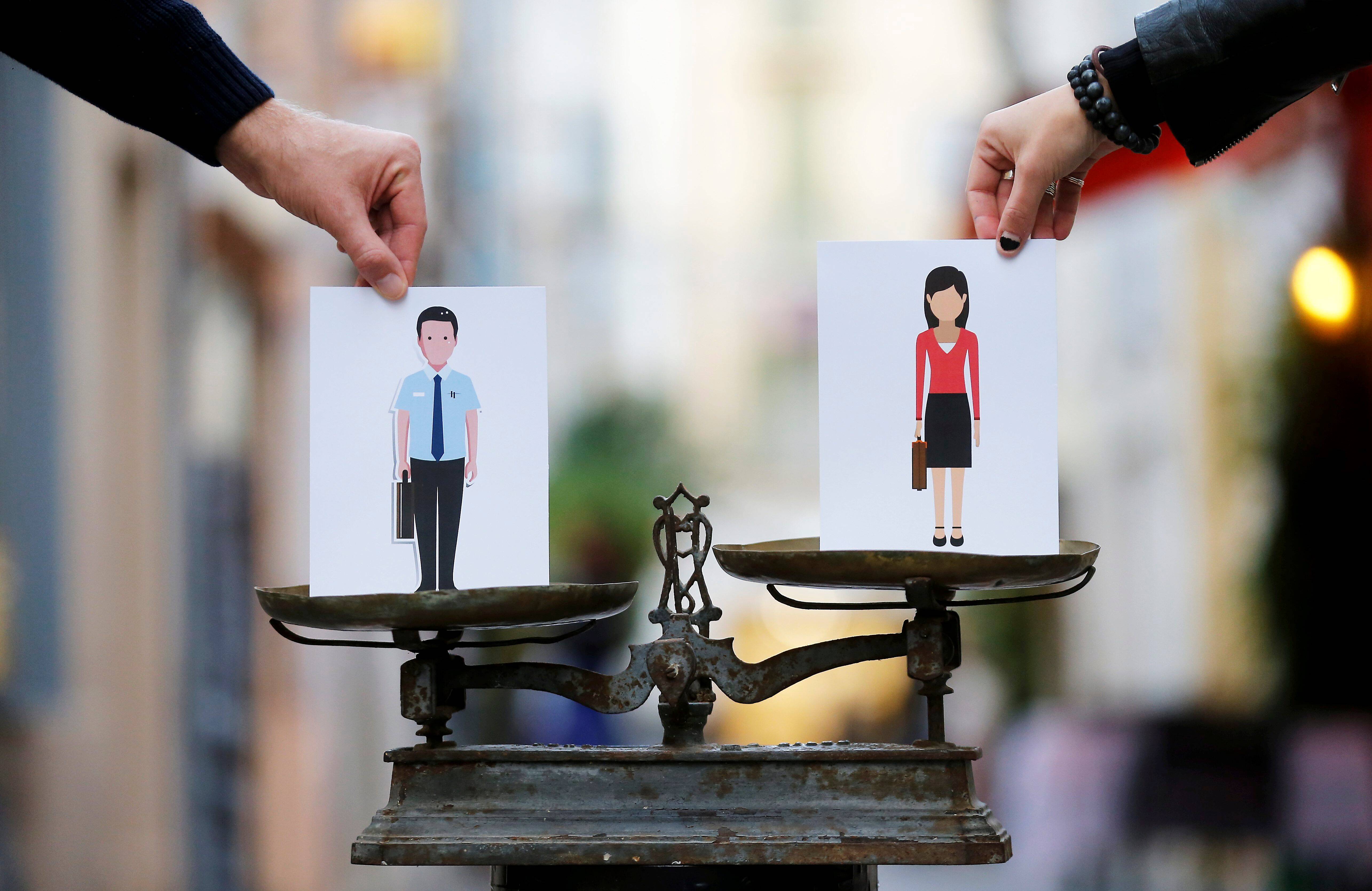 "Ce n'est pas la parité imposée": l'égalité femme-homme fait débat entre les élus d'Antibes
