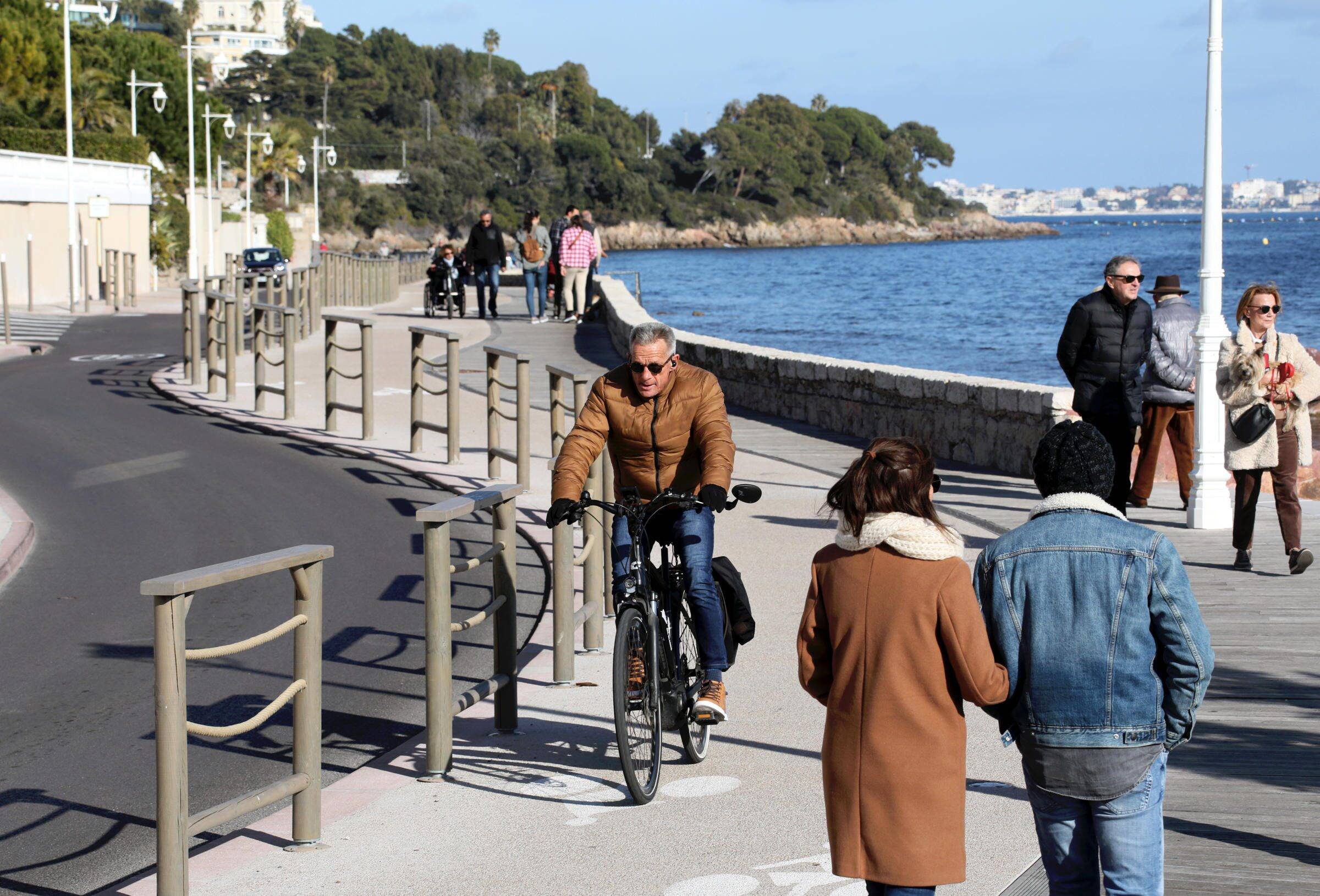 Fin des zones de partage vélo/piéton, pistes mieux sécurisées... Vos propositions pour favoriser l'usage du vélo à Antibes, Cannes et Grasse