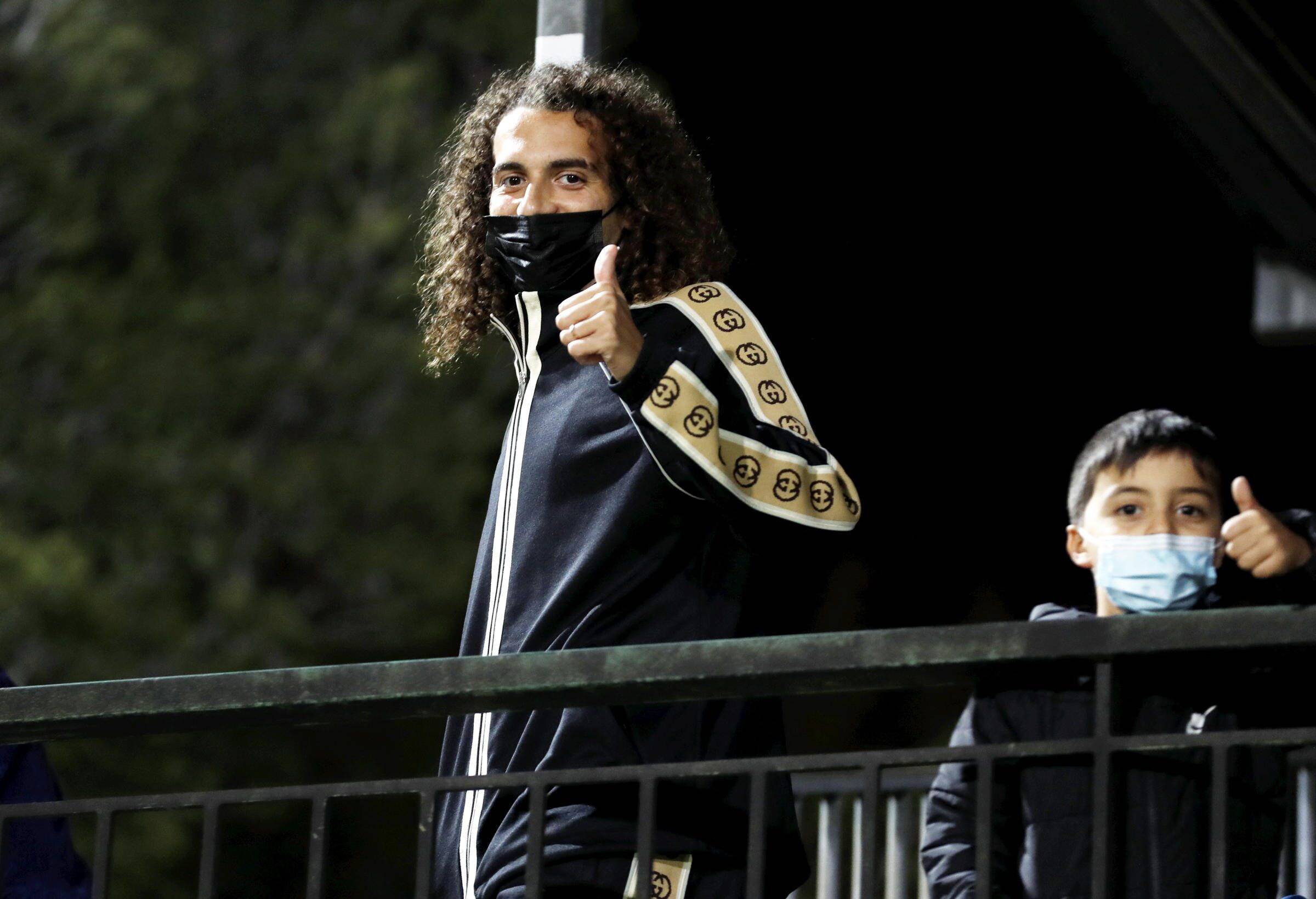 Le joueur de l'OM, Mattéo Guendouzi de passage à Saint-Raphaël pour suivre son cadet face à l'Étoile FC