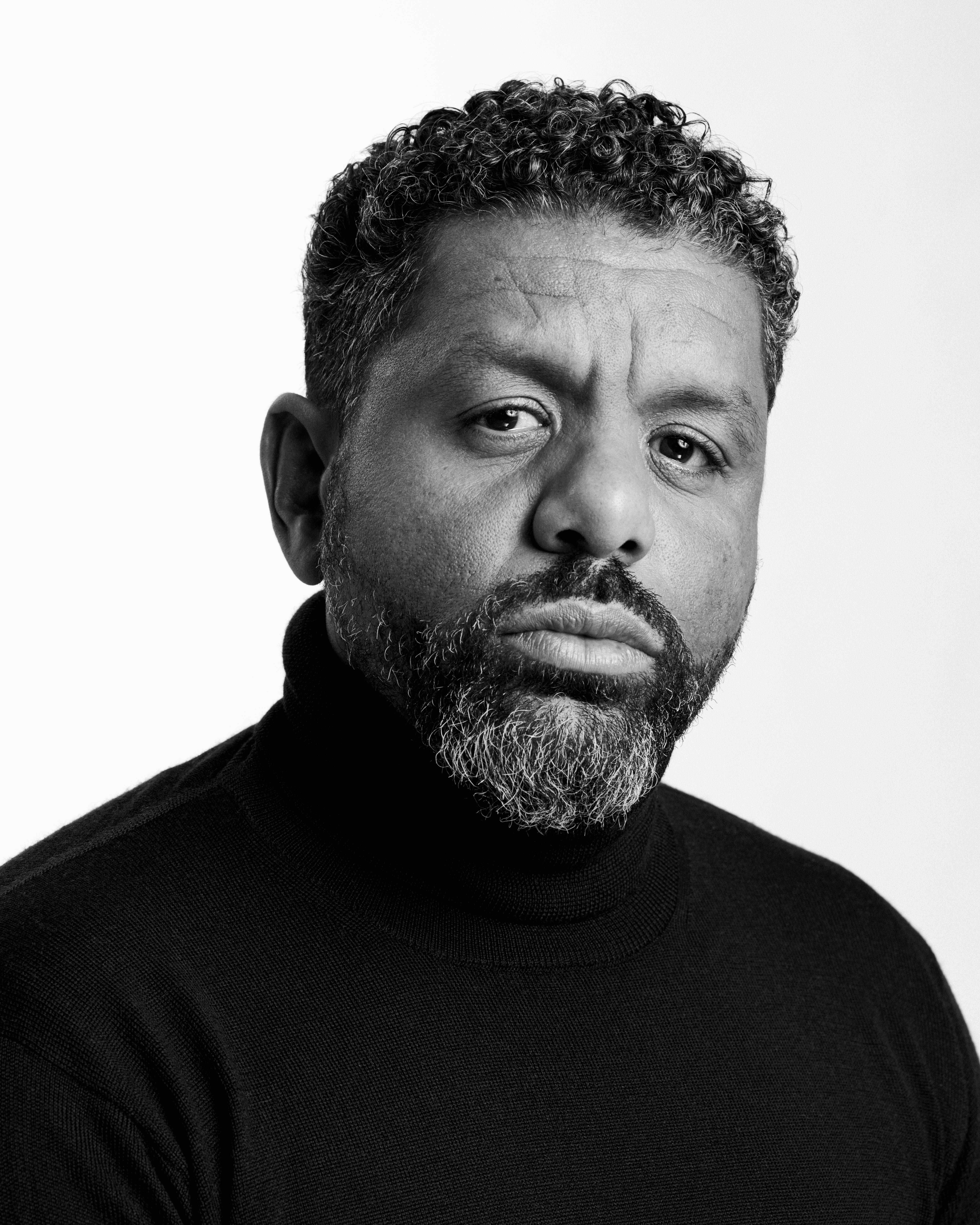 Youssef Hajdi en plein sur Netflix dans le nouveau film futuriste de Jean-Pierre Jeunet