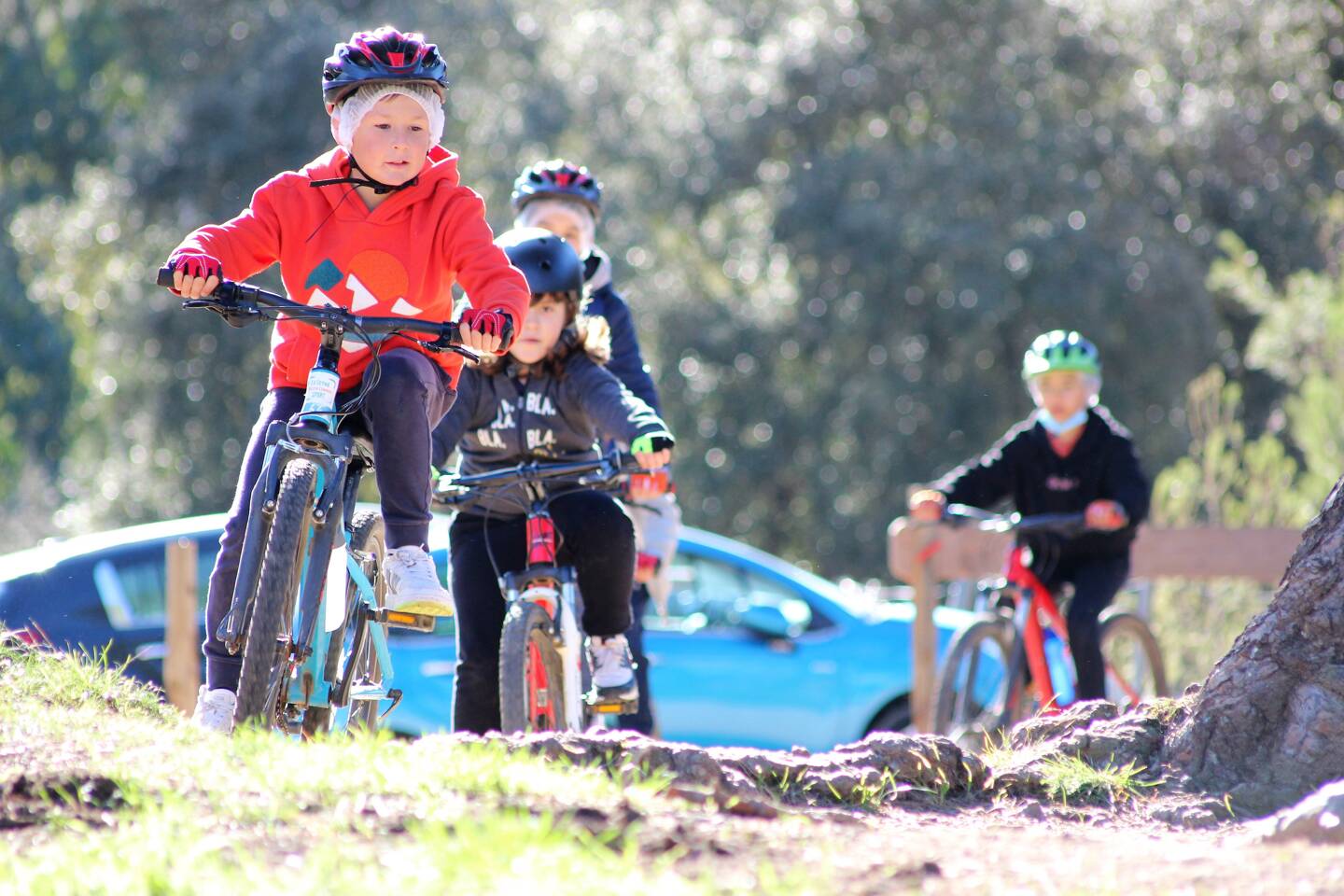 Séquence VTT dans la forêt de Janas pour les jeunes Seynois.