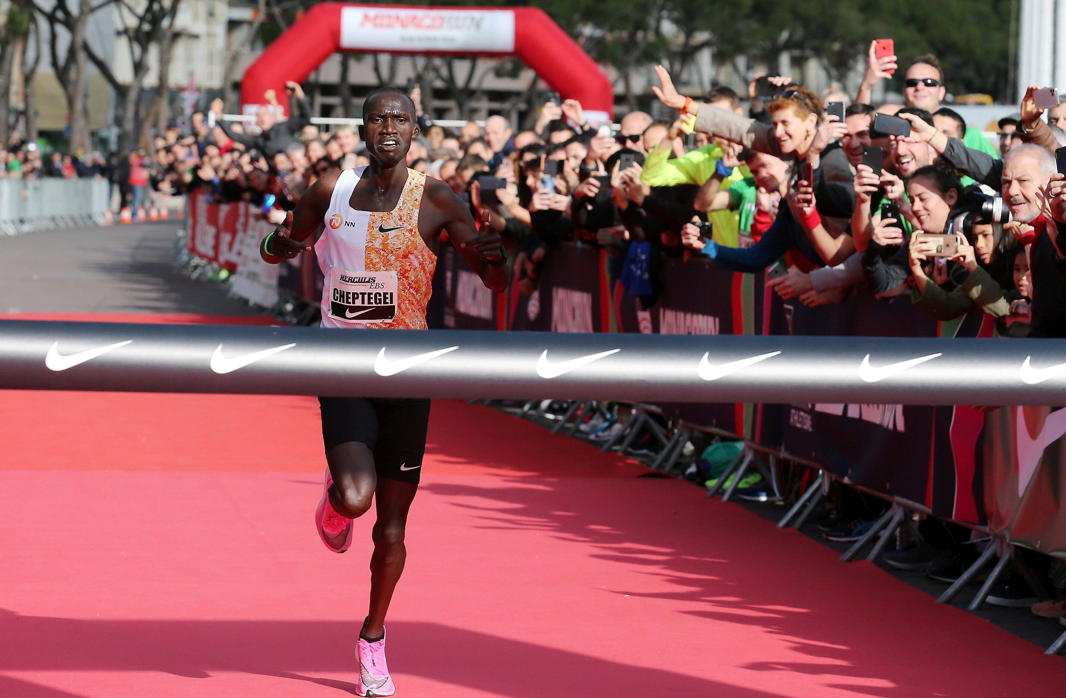 Le double champion du monde et recordman du monde Joshua Cheptegei s'alignera à Cannes le 6 mars sur 10 km