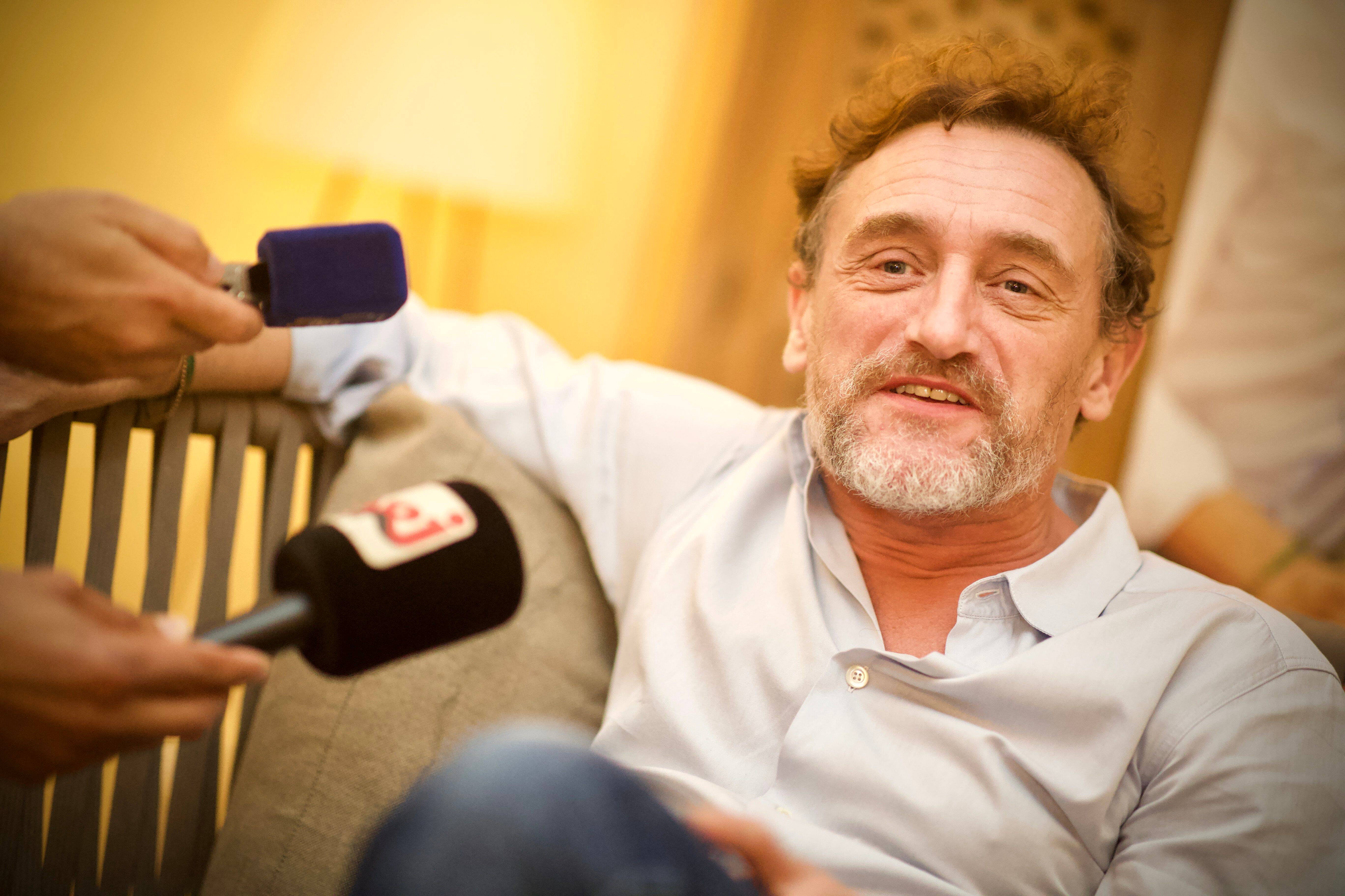 "J'adore ce type d'humour": l'acteur Jean-Paul Rouve se livre sur son rôle dans Zaï Zaï Zaï Zaï