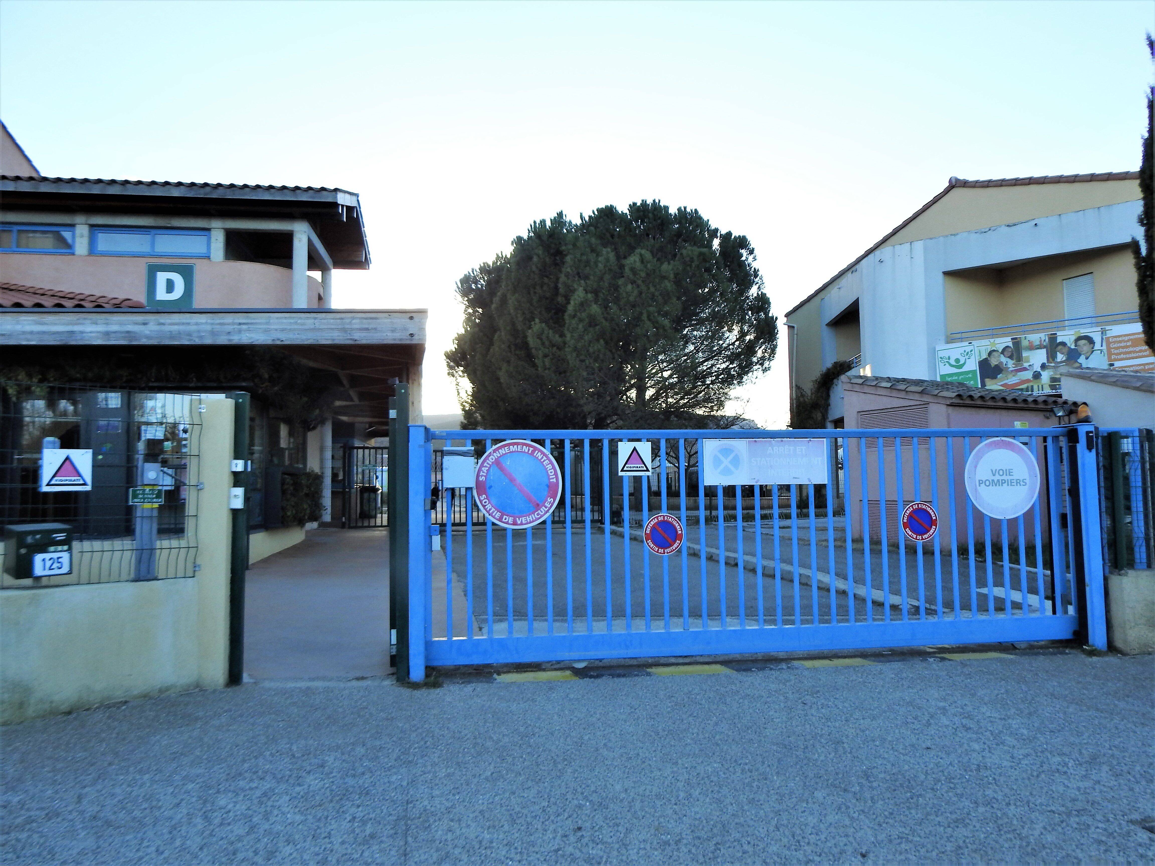 Tout le lycée Provence verte de SaintMaximin mobilisé derrière son