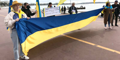 À Cannes, des Ukrainiens manifestent sur la Croisette