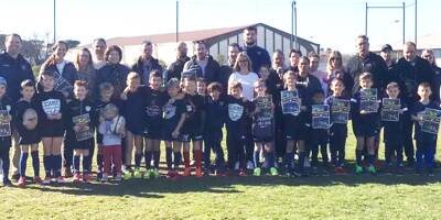 Le club de rugby de Fréjus/Saint-Raphaël sort un album d'autocollants 