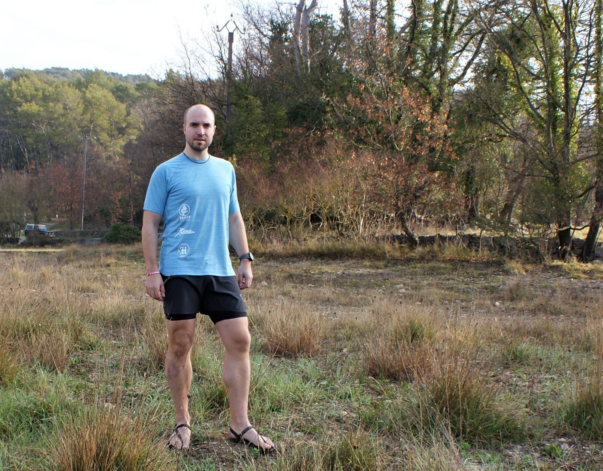 Mais qu est ce qui fait courir cet ultra traileur en sandales