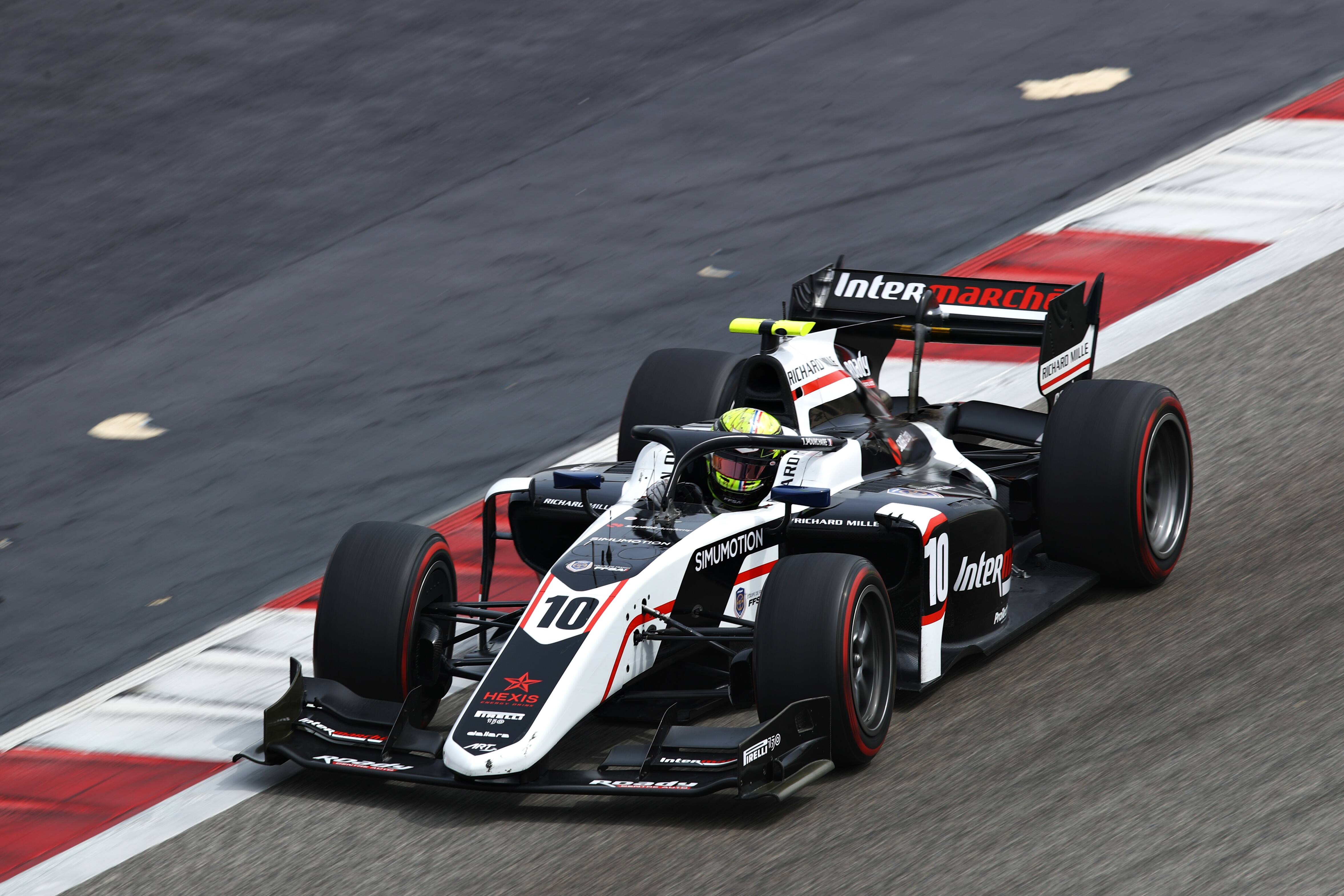 On a rencontré le jeune pilote grassois Théo Pourchaire avant le top départ de sa saison 2 en Formule 2