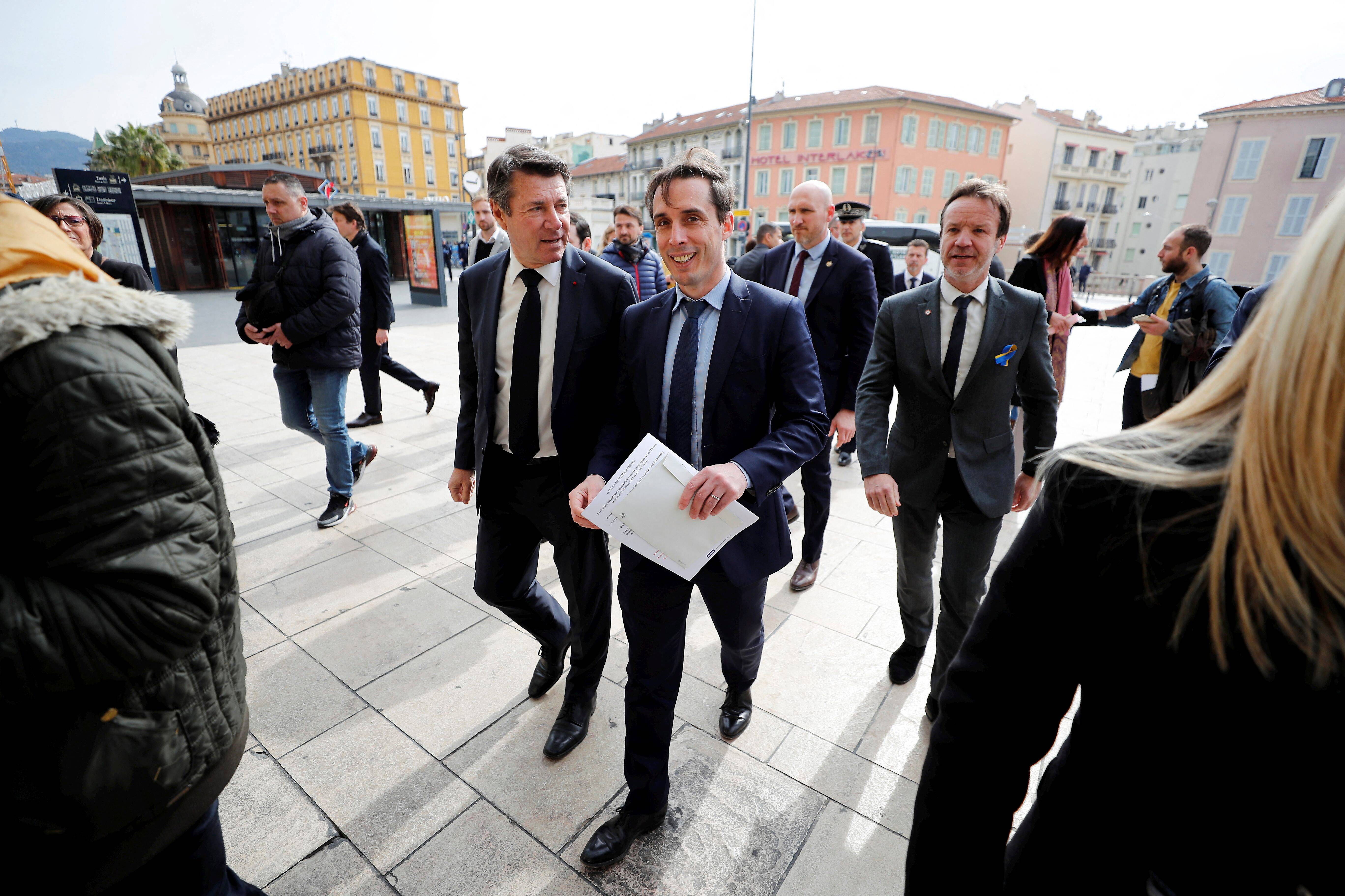 "Des circonstances dramatiques", Jean-Baptiste Djebbari justifie la gratuité du train pour les Ukrainiens par rapport aux autres réfugiés