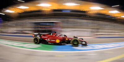 Charles Leclerc sur les talons de Max Verstappen lors des premiers essais libres du Grand Prix de Bahreïn
