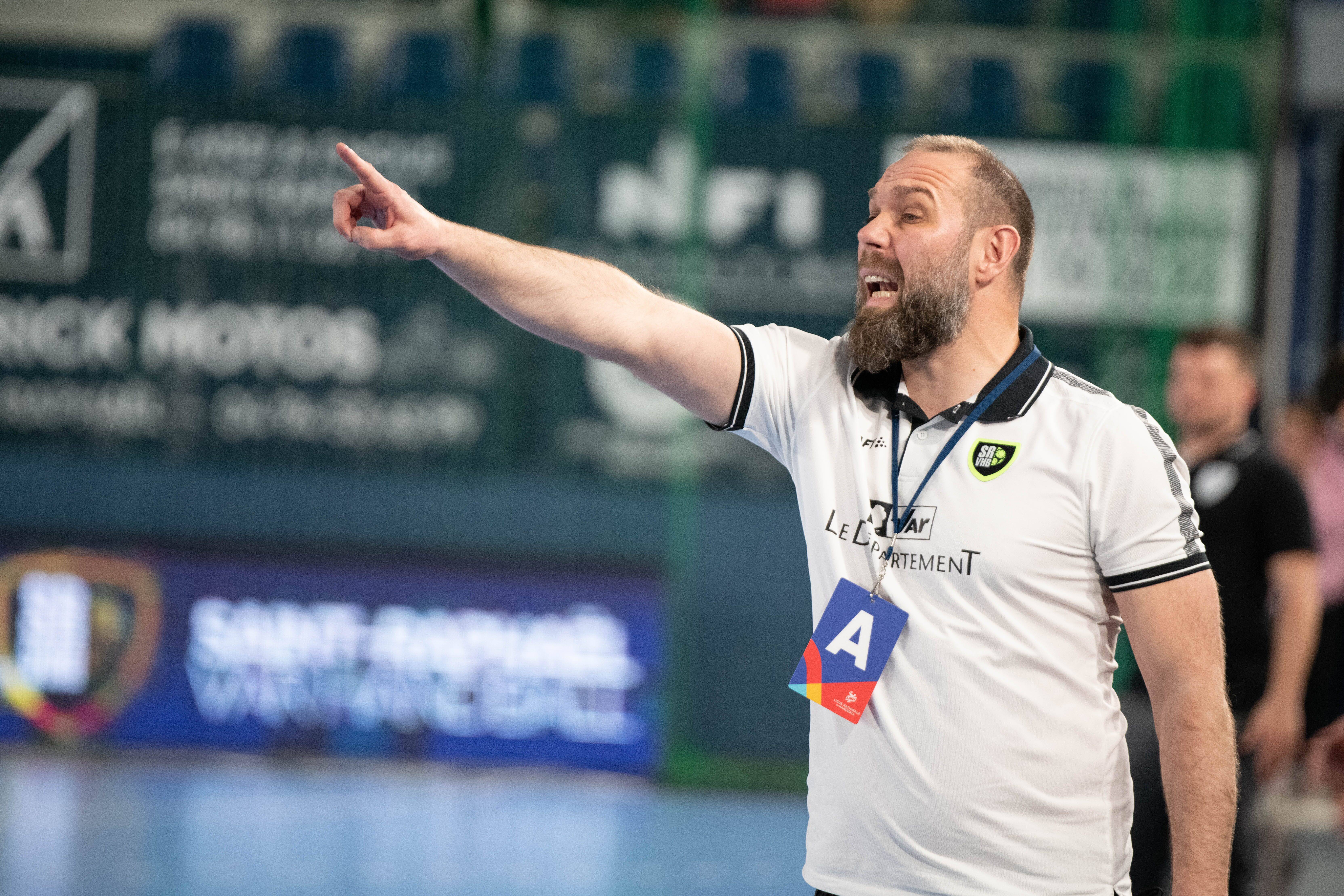 Starligue de handball: "Ils m'ont fait repousser les cheveux", rigole l'entraîneur du SRVHB après le succès face à Nancy