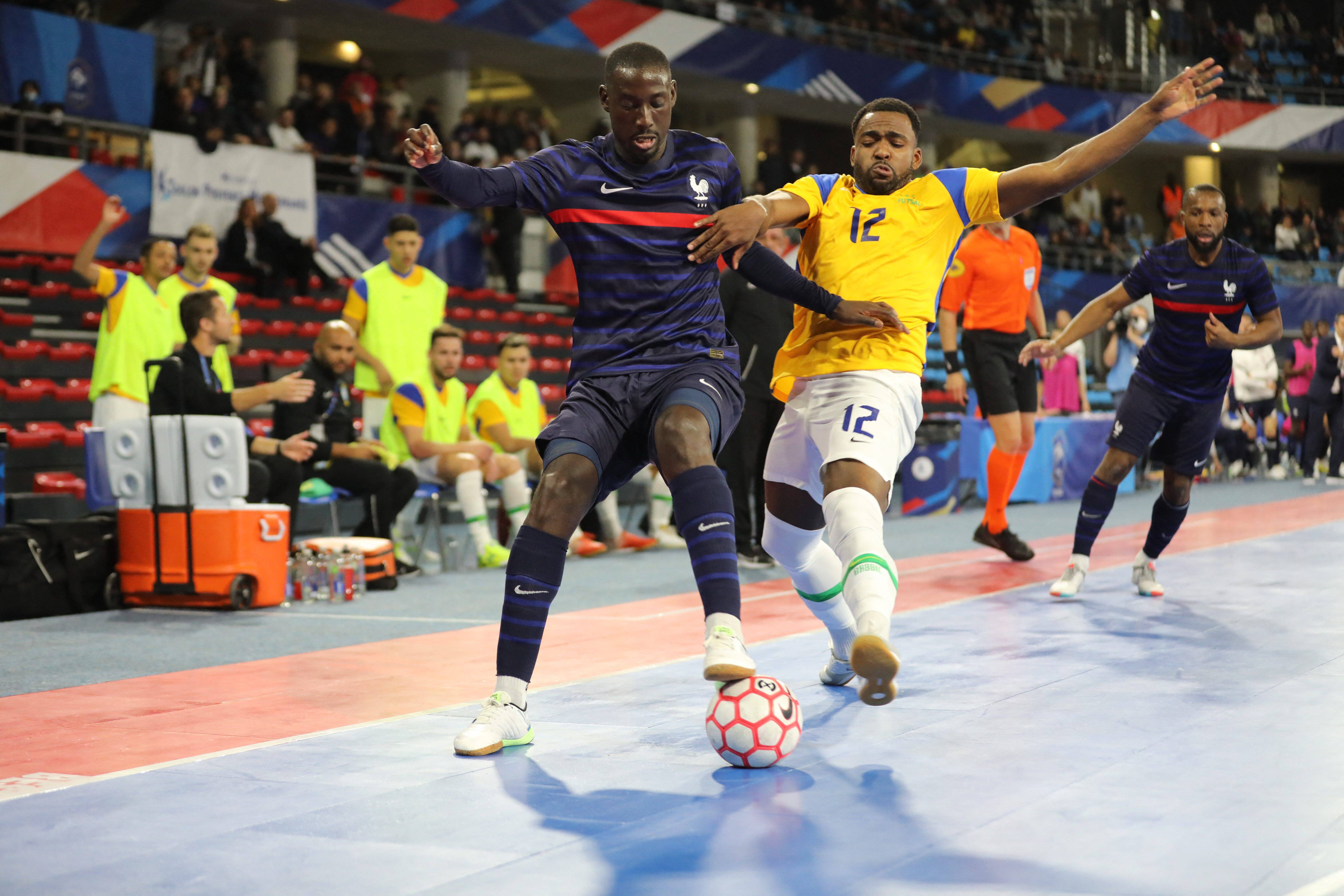 Battue de peu à Toulon (2-3), l'équipe de France de futsal a tenu le Brésil en respect