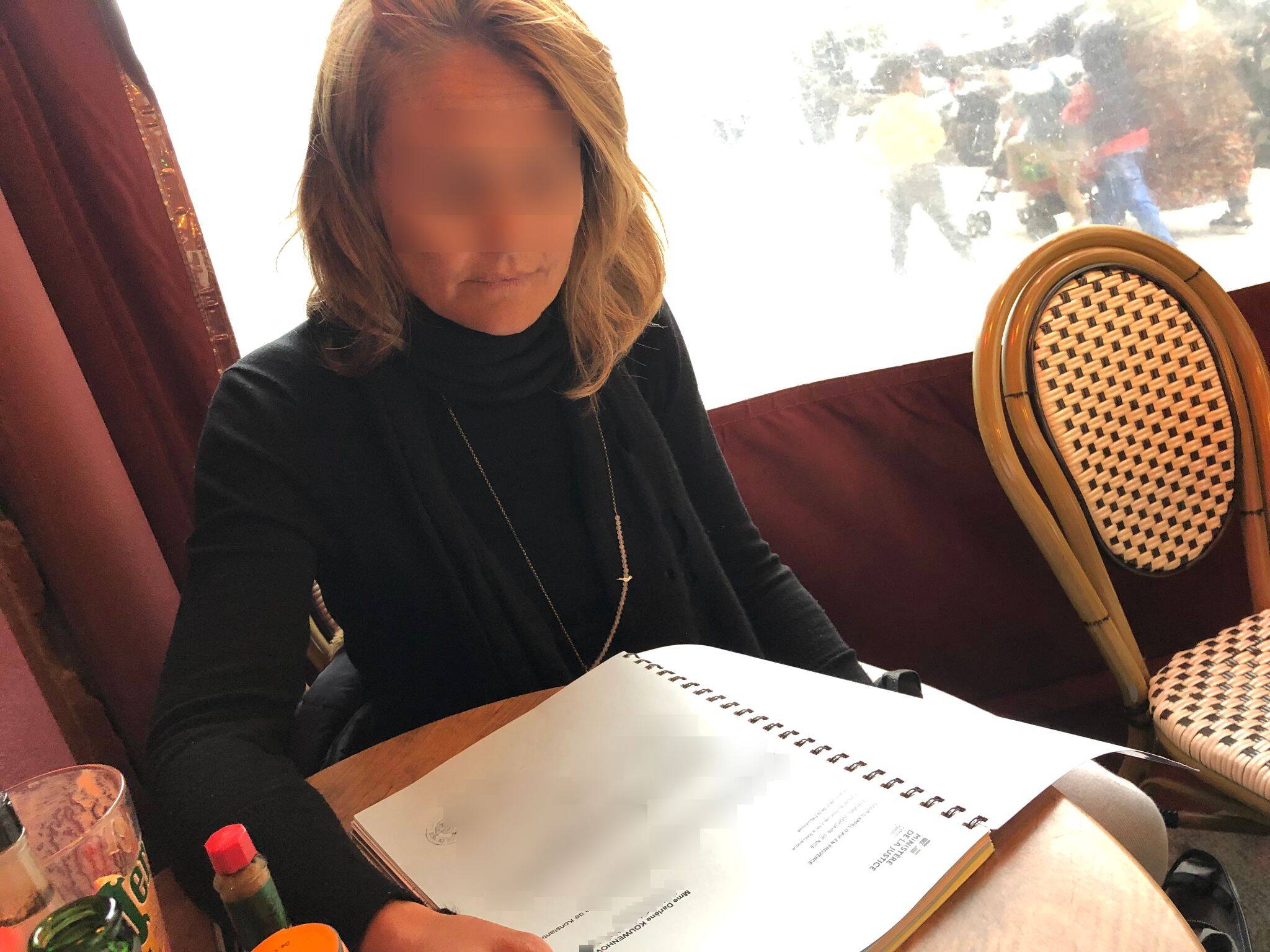 "Qu'on me la ramène": cette mère se bat depuis deux ans pour retrouver sa fille, une enquête européenne ouverte