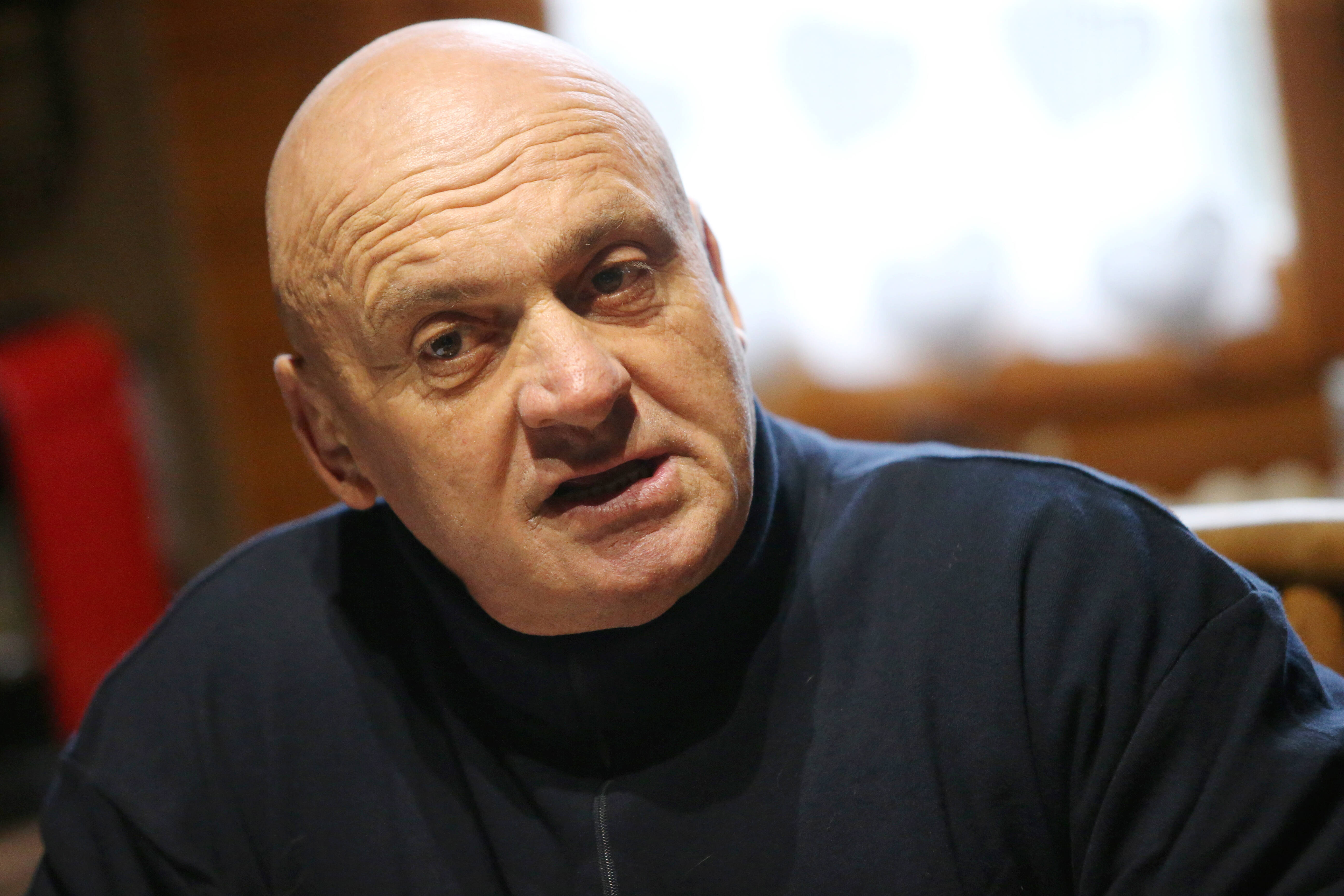 Après le Niçois Benoit Kandel, c'est le Laurentin Patrick Villardry qui claque la porte au nez de Zemmour