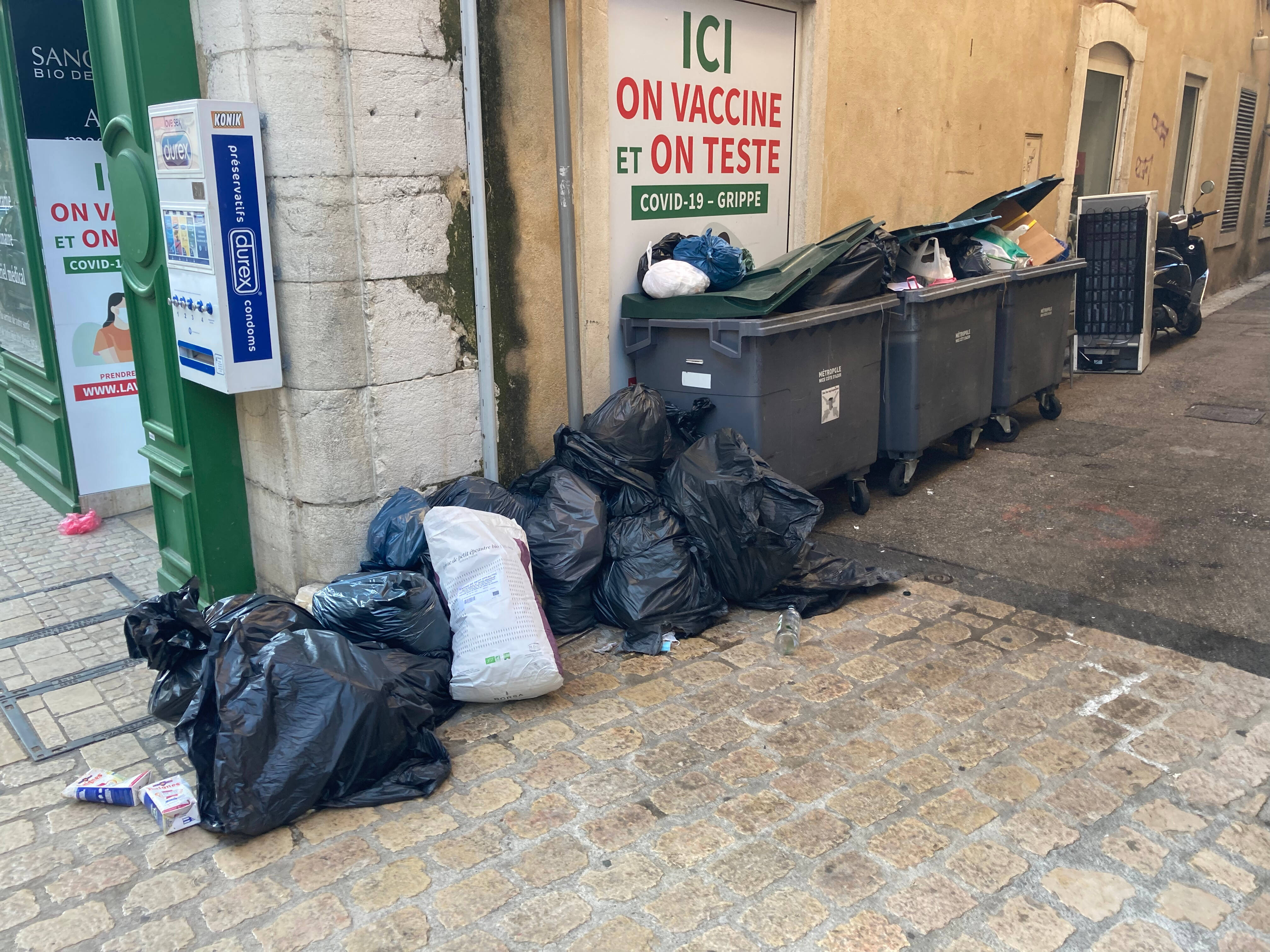 Face à la hausse des dépôts sauvages, la mairie de Vence va sanctionner les incivilités