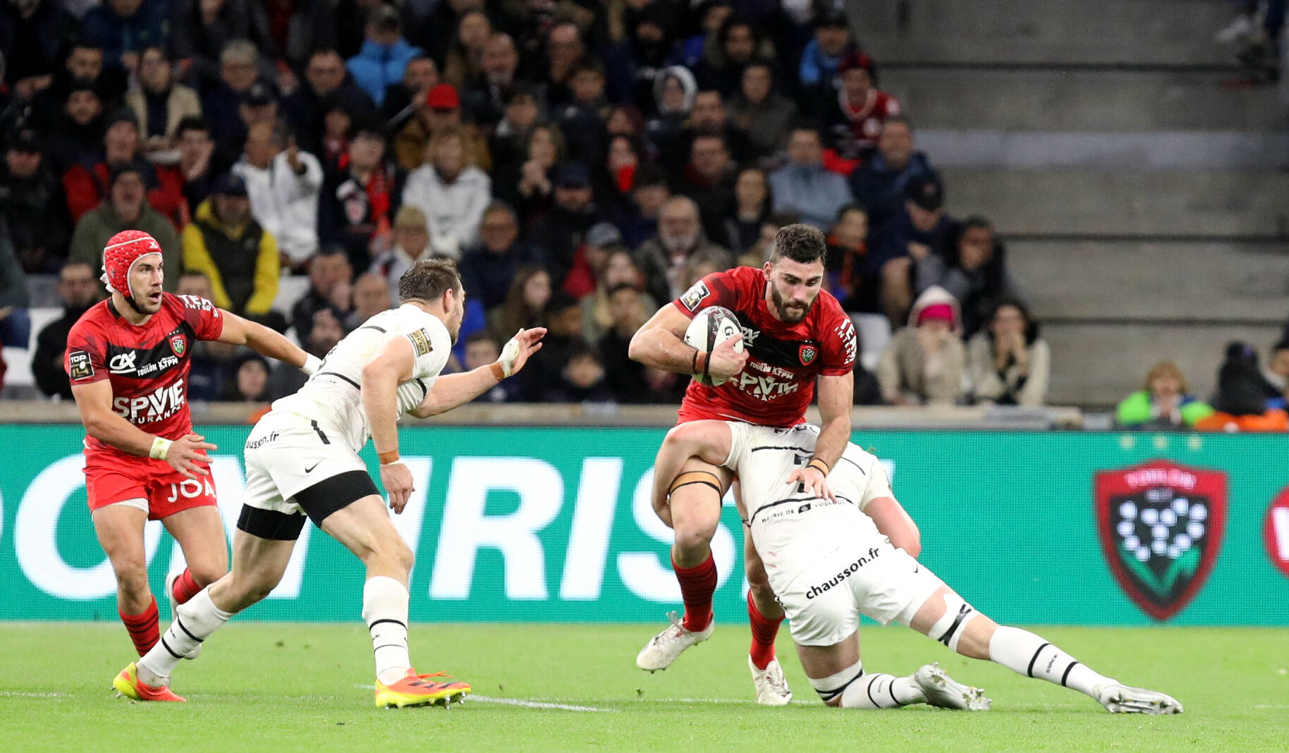 "J'avais atteint mes limites": les confidences du capitaine du RCT Charles Ollivon, de retour à son meilleur niveau