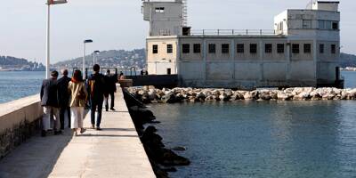 Nous avons visité l'ex-môle des torpilles de Toulon avant sa transformation en restaurant et centre culturel