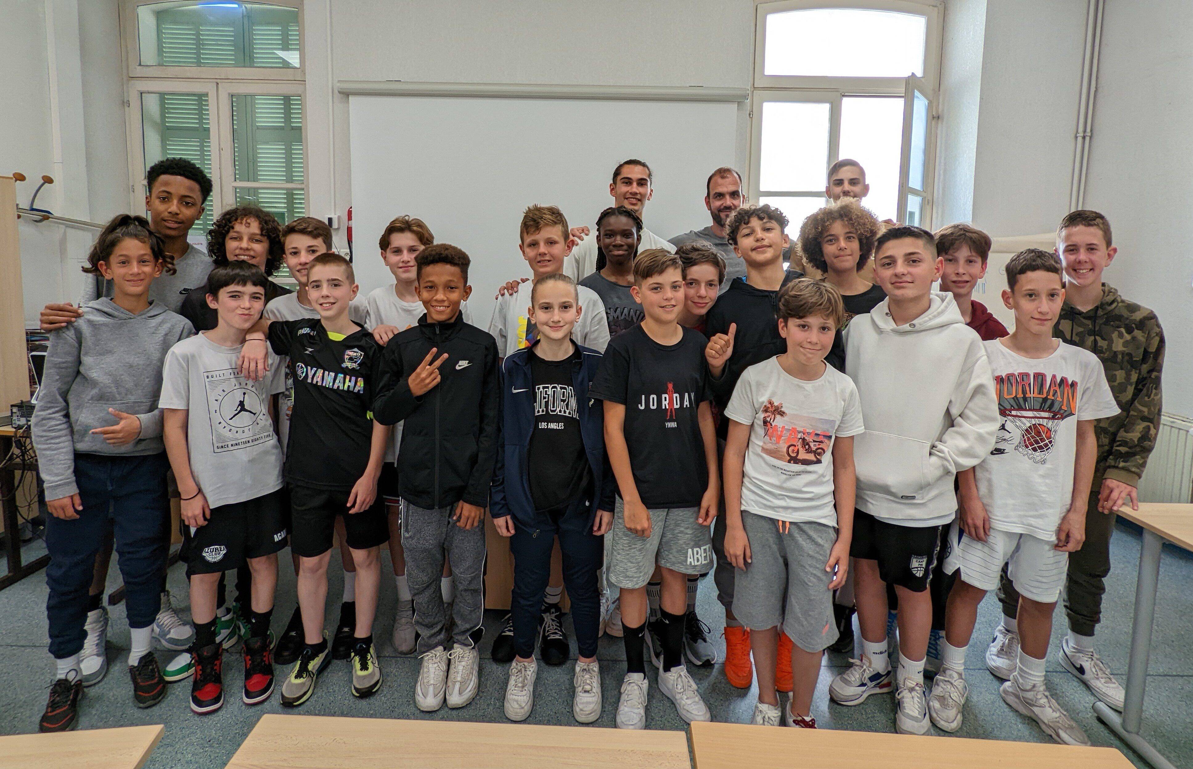 "Sans plaisir, il n'y a pas de performance": les conseils de ce joueur pro des Sharks aux collégiens