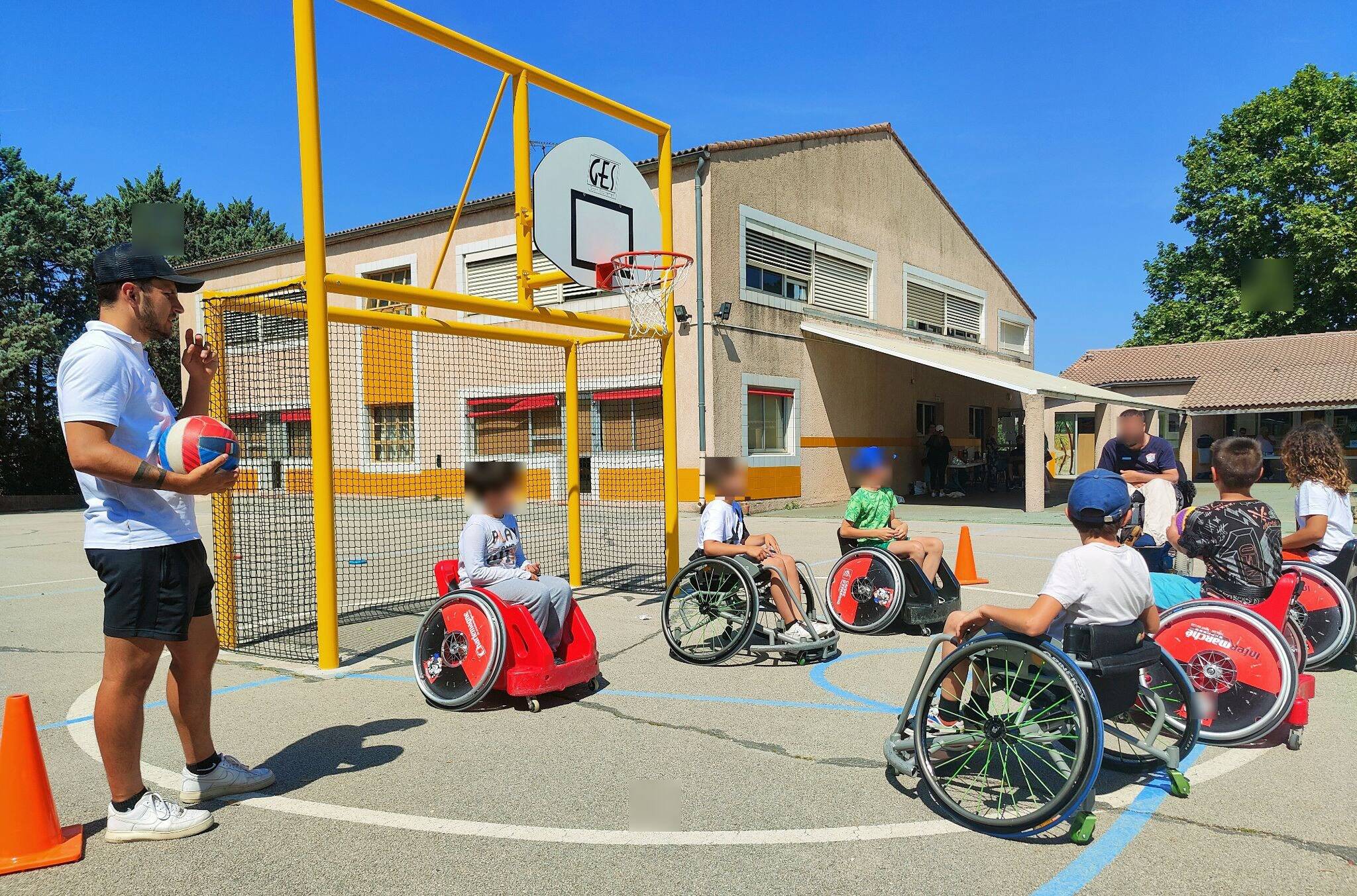 Disability: workshops to understand the other in Draguignan