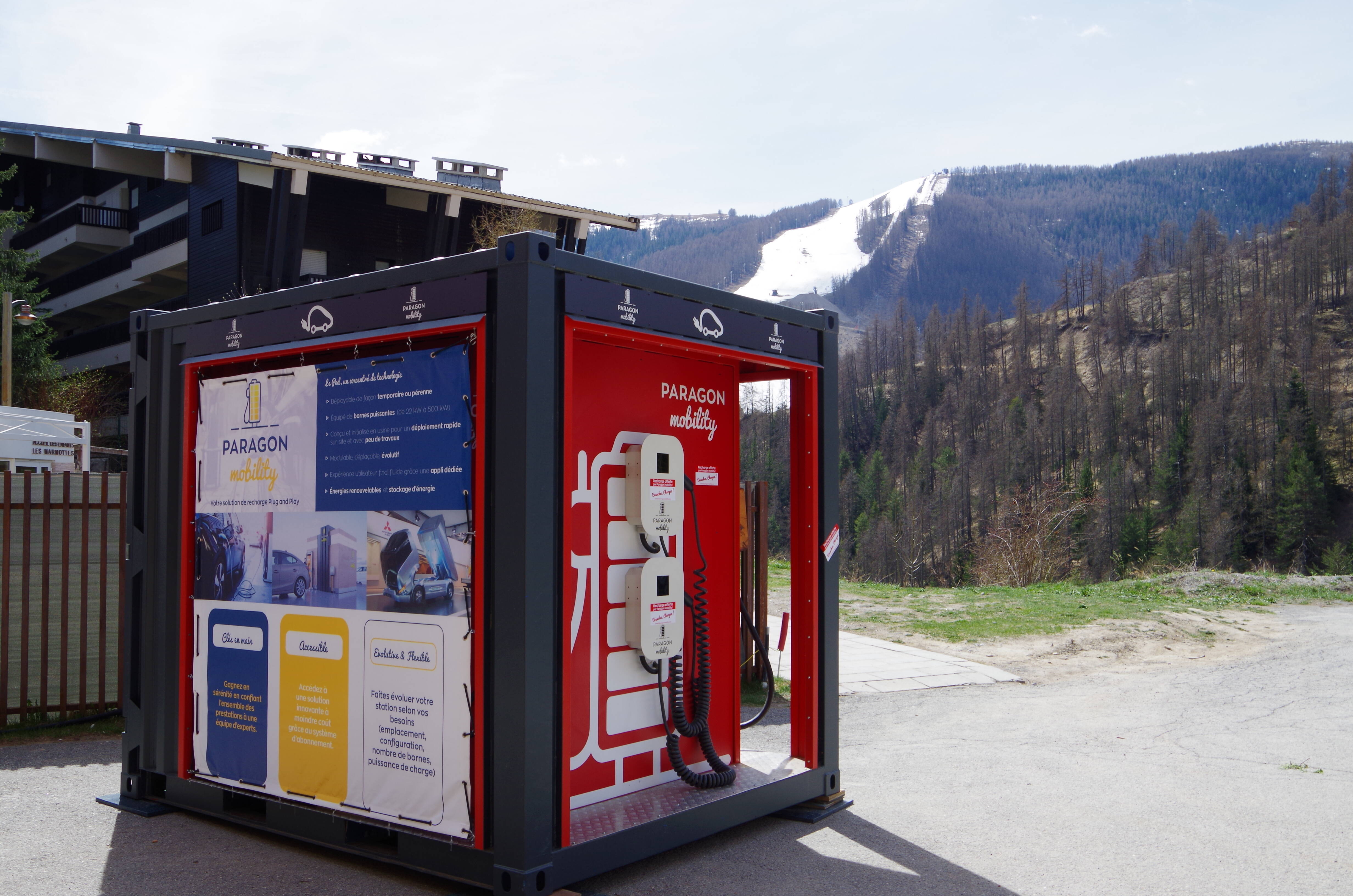 Une station de recharge rapide pour véhicules électriques à l'essai gratuitement à Saint-Etienne-de-Tinée