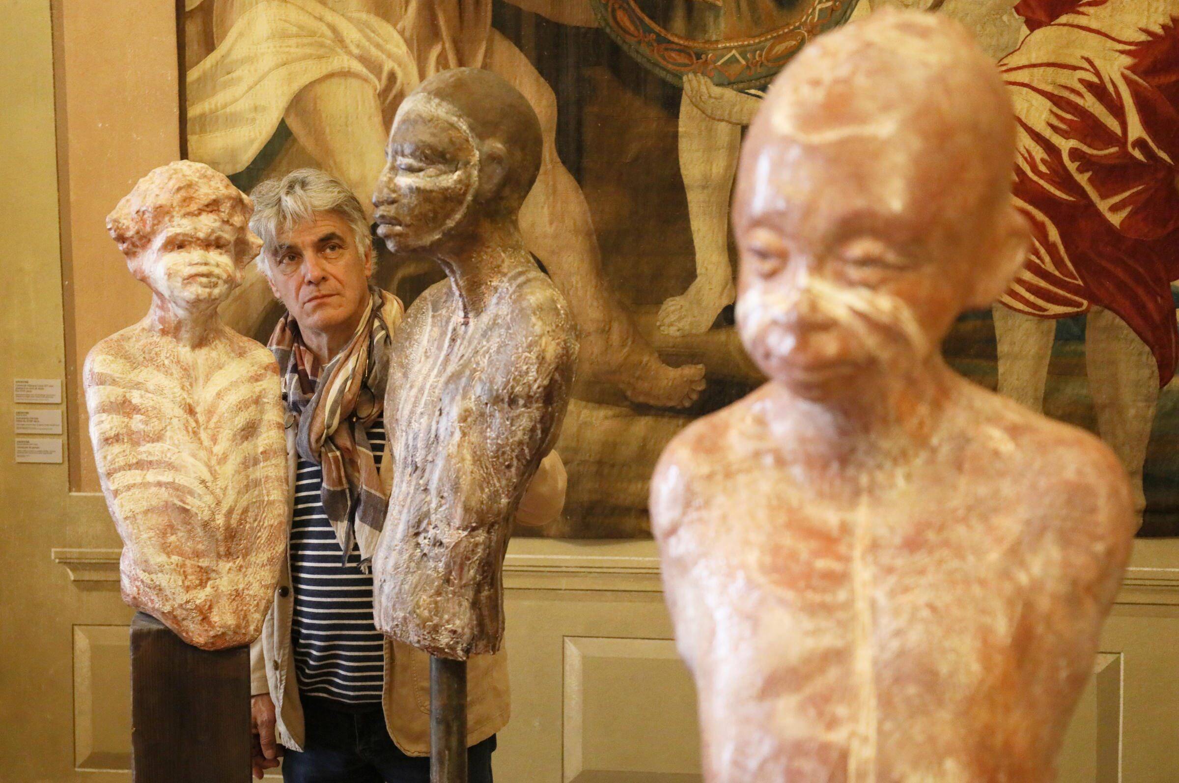 Qui est Jean-Marie Fondacaro, l'artiste à l'origine de l'oeuvre hommage aux victimes de l'attentat du 14 juillet?