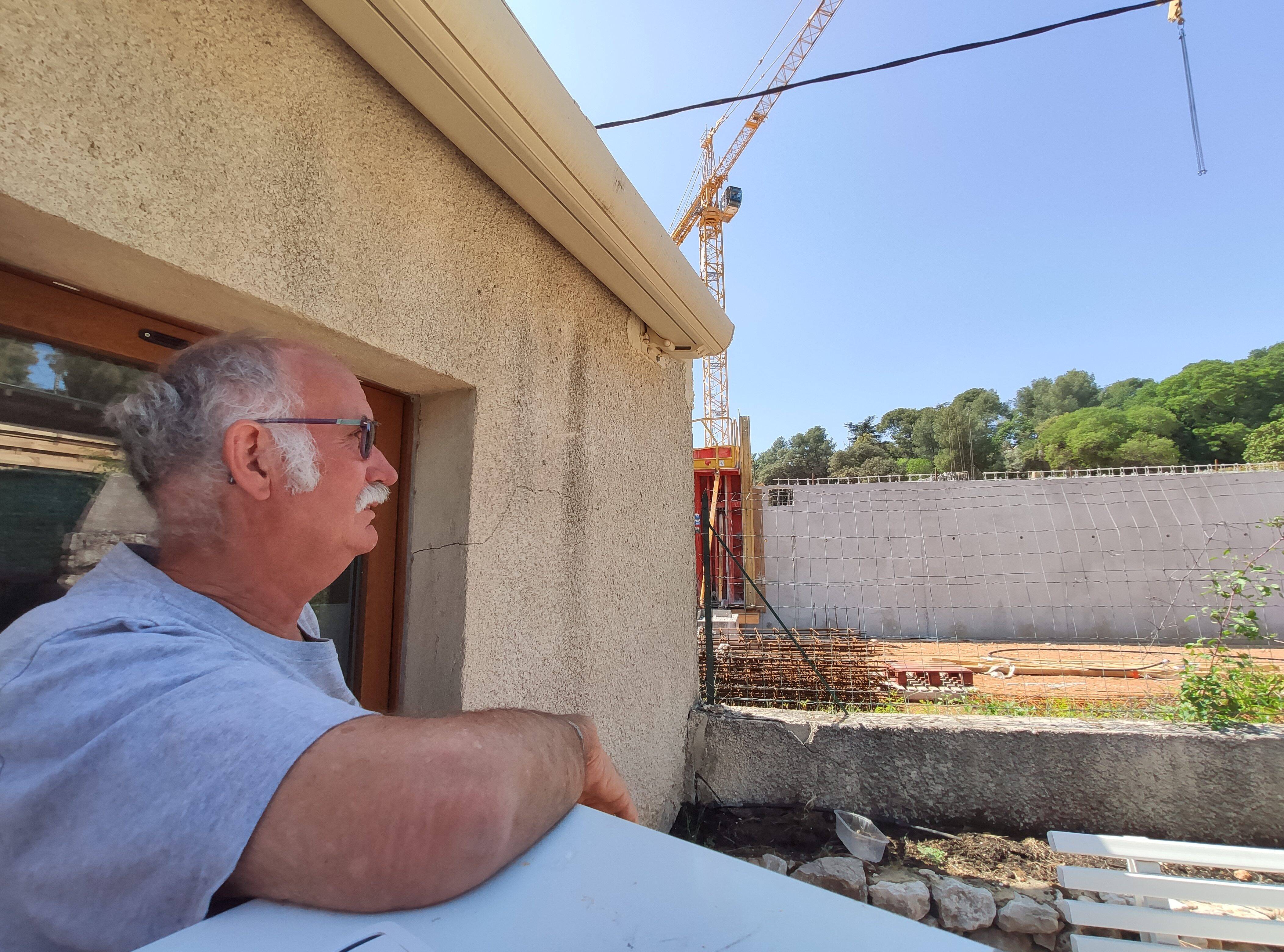 In Draguignan, houses cracked by the construction site of a shopping center