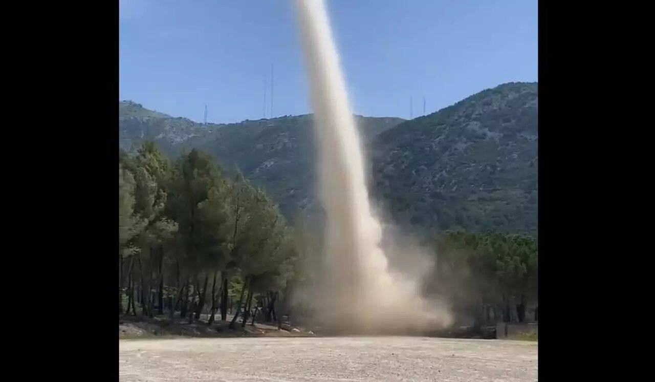 "Si je ne l'avais pas filmé, on ne m'aurait pas cru": il est tombé nez à nez avec le tourbillon à Blausasc