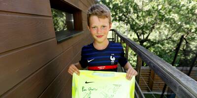 Ce jeune gardien de but varois s'est entraîné avec l'équipe de France de football à Clairefontaine