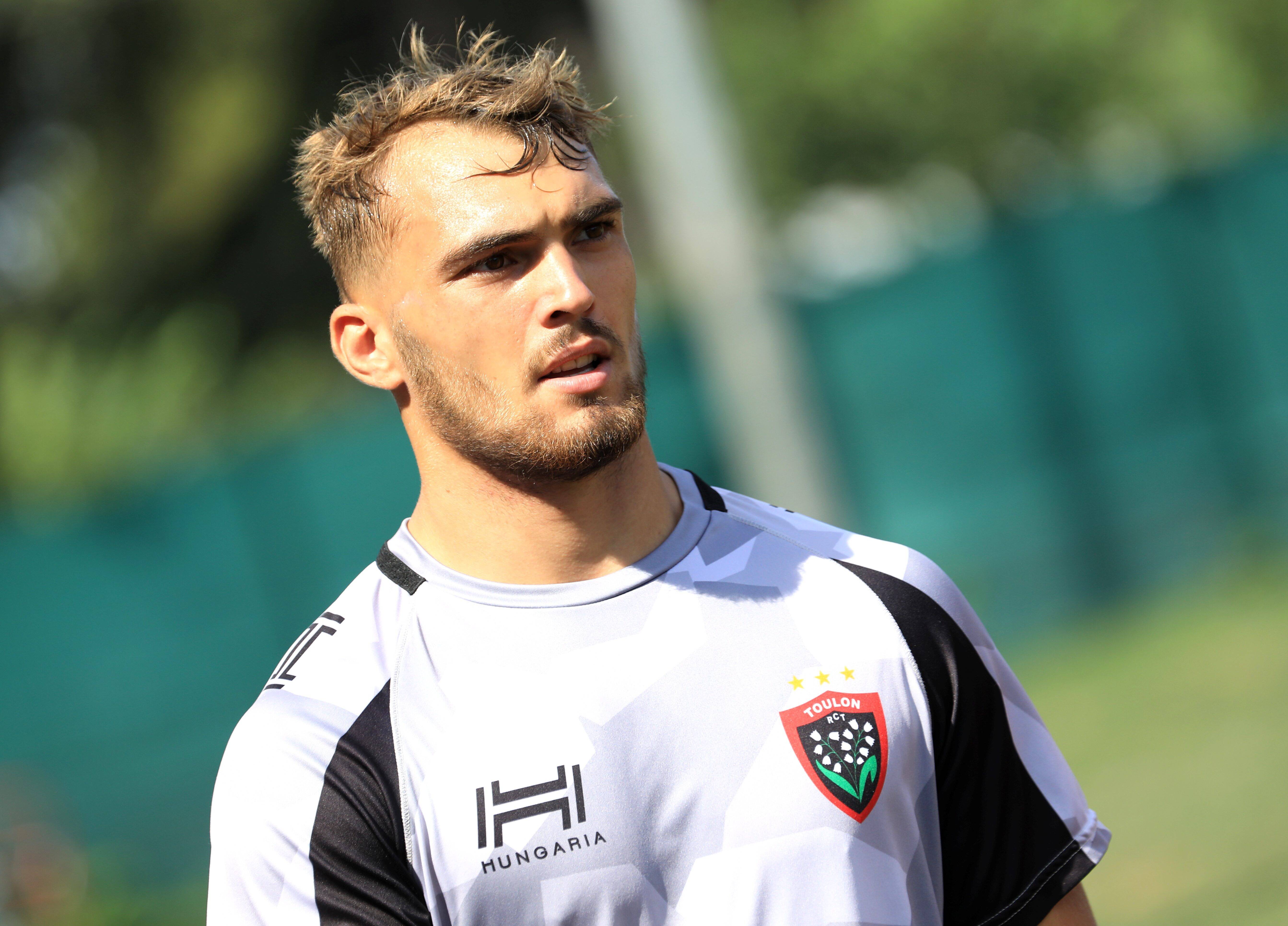 Kalani Robert prolonge d'une saison avec le RCT