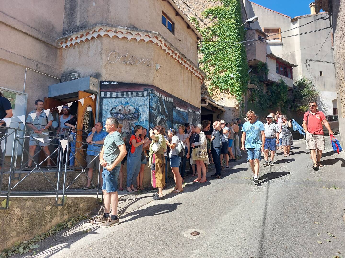 Le cinéma L’Odéon, à Barjols, a repris vie à l’occasion des projections du film participatif, avant sa réouverture, prévue prochainement.