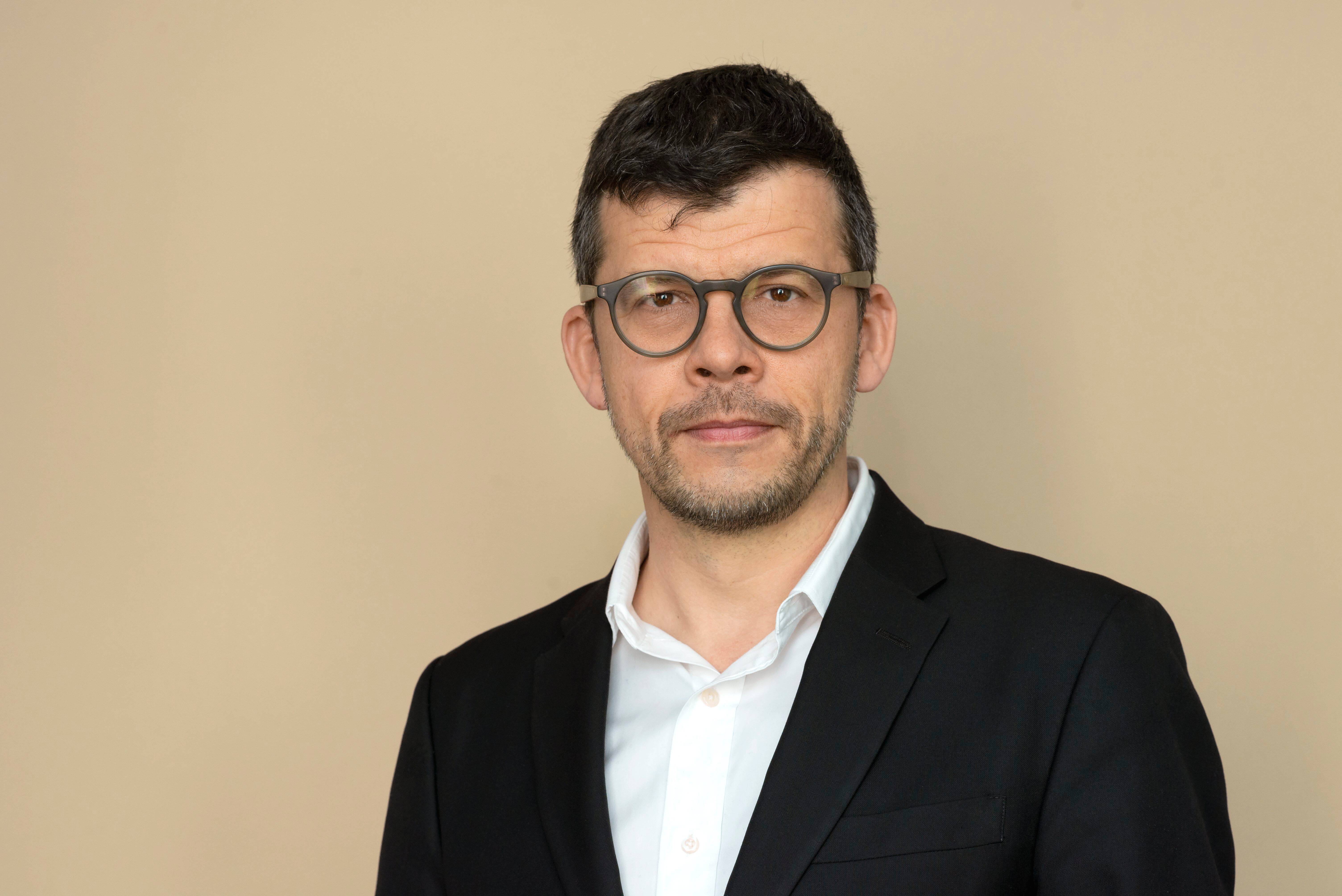 "Il faut donner un chiffre à la douleur...": il raconte le parcours d'indemnisation des victimes du 13-Novembre et du 14-Juillet dans un livre