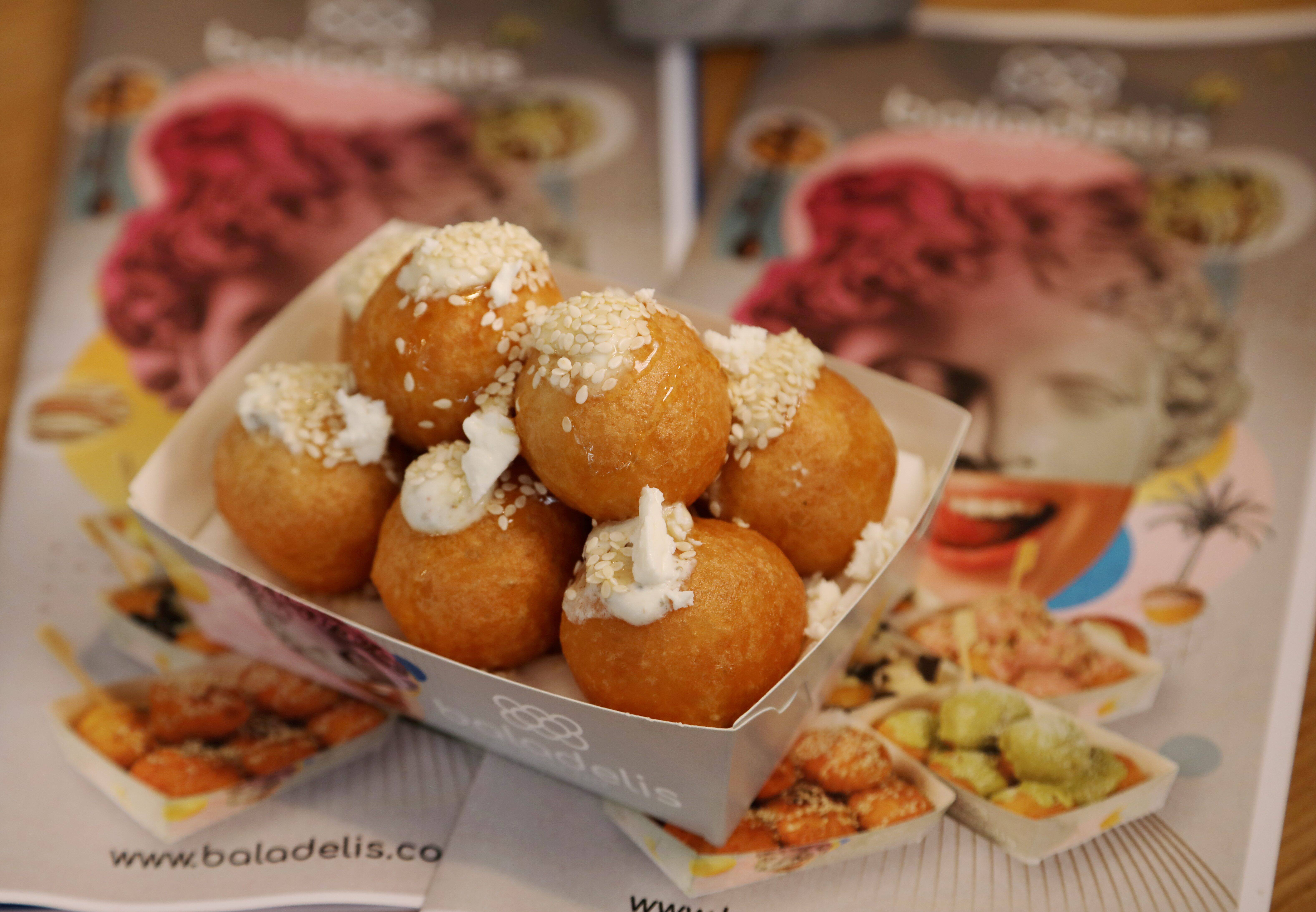 Le Baladelis: ce nouveau restaurant à Nice vous fait voyager en Grèce avec un dessert ancestral