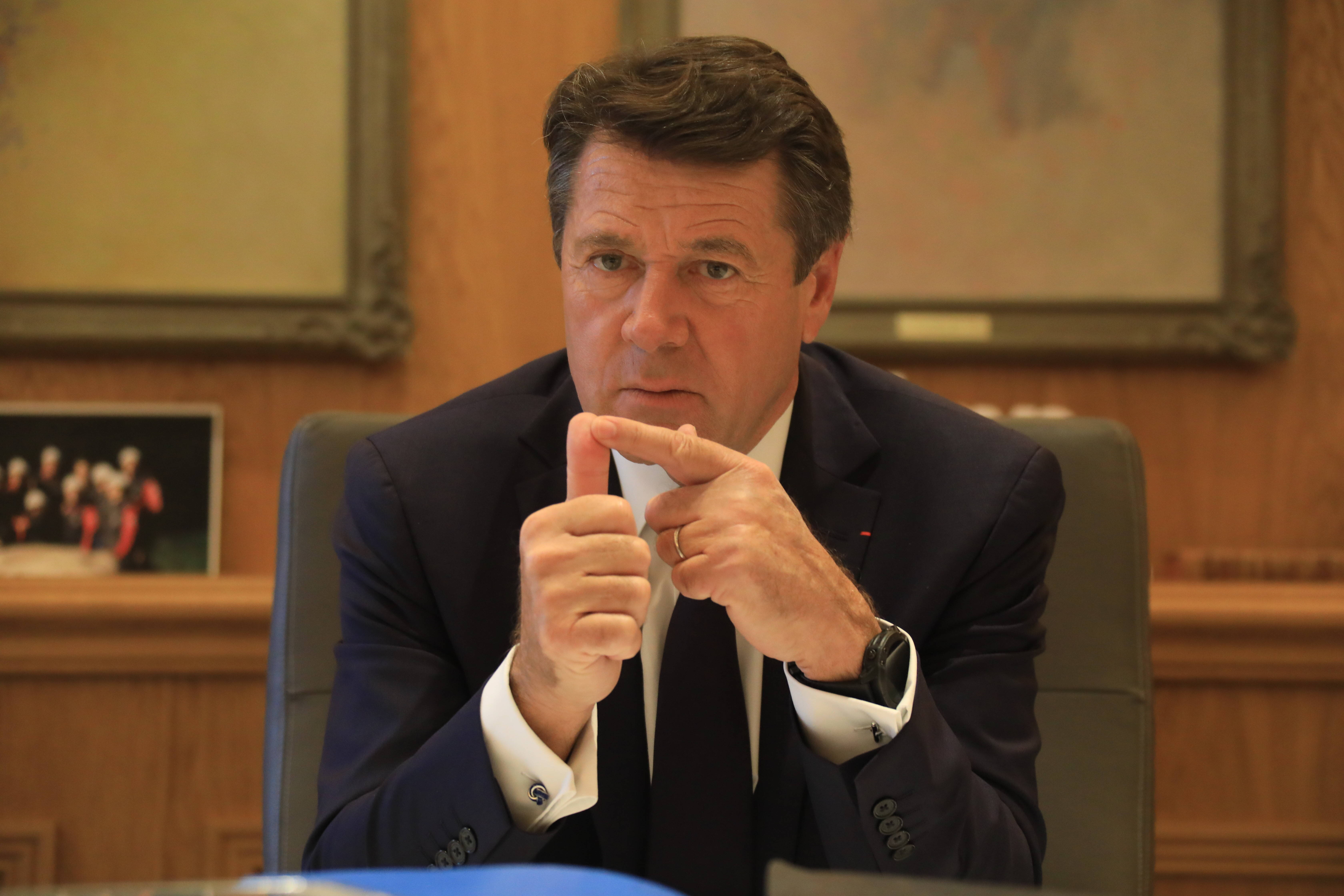 Mort d'un petit garçon percuté par une trottinette sur la Prom' à Nice: Christian Estrosi évoque des réflexions pour la sécuriser