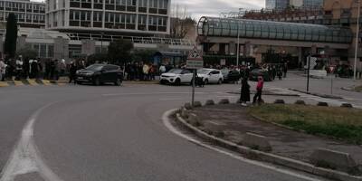 Le conducteur qui avait renversé une réfugiée ukrainienne devant la préfecture à Nice mis en examen
