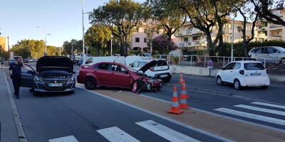 Quatre véhicules impliqués dans un accident à Fréjus ce vendredi soir
