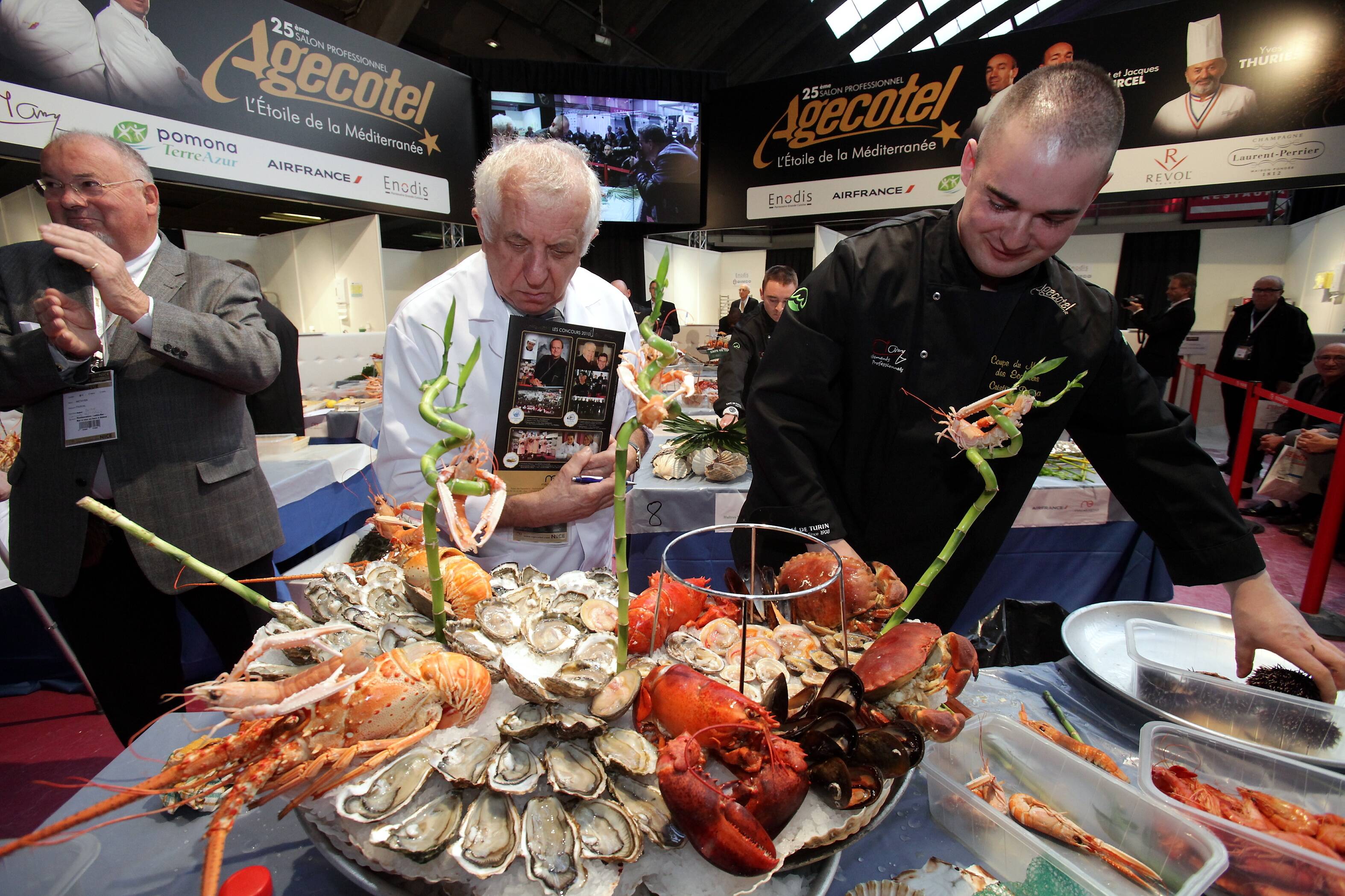 Cela fait 10 ans qu'un Niçois se fait passer pour le champion du monde des écaillers, colère du syndicat