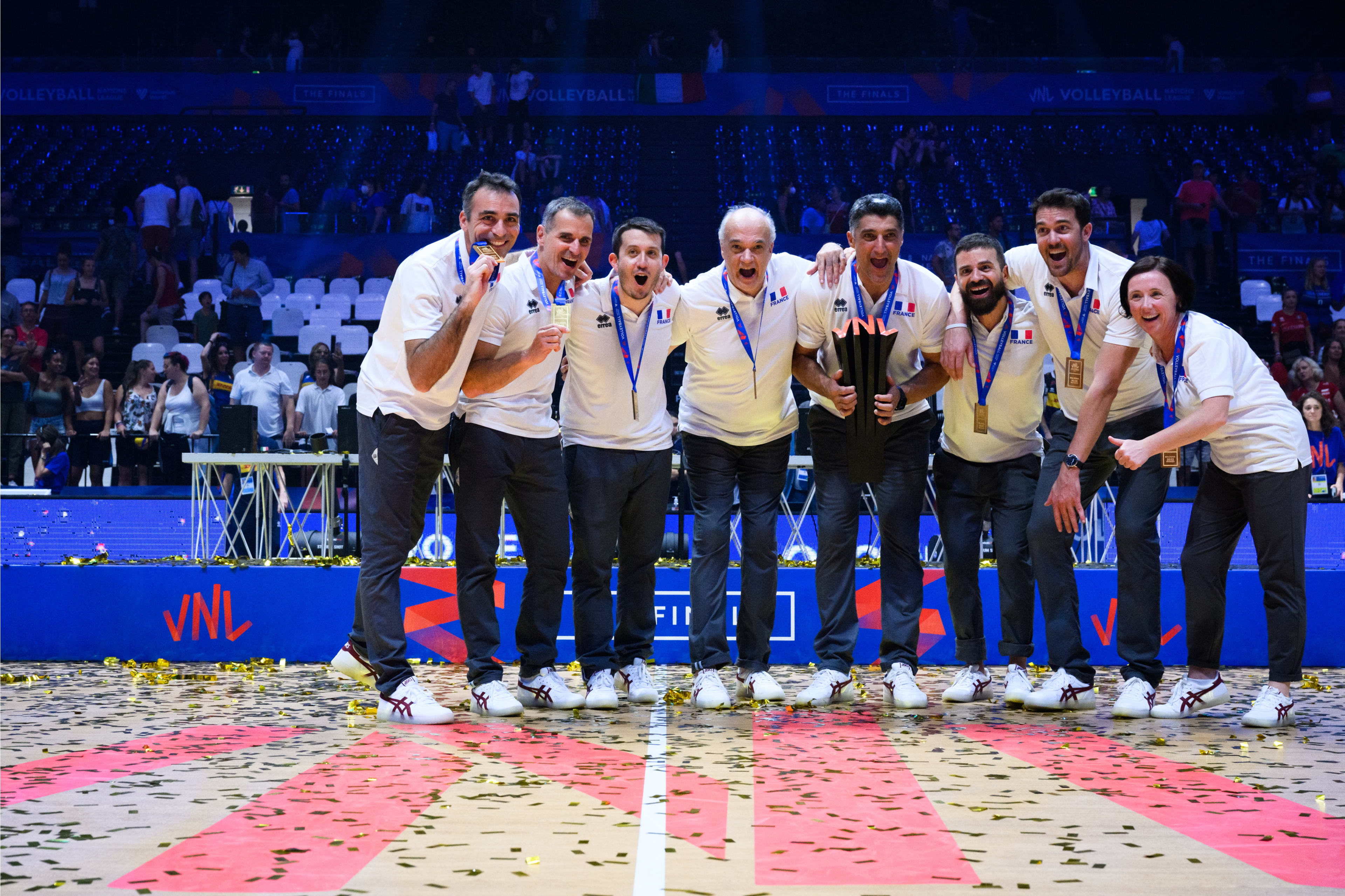"La France n'avait pas gagné une tonne de titres et eux, ils les engrangent!": Loïc Geiler analyse la réussite des volleyeurs français