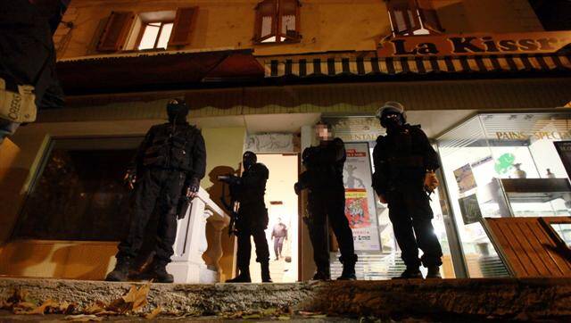 Trois blessés, dont un mineur, dans une rixe au couteau à Nice