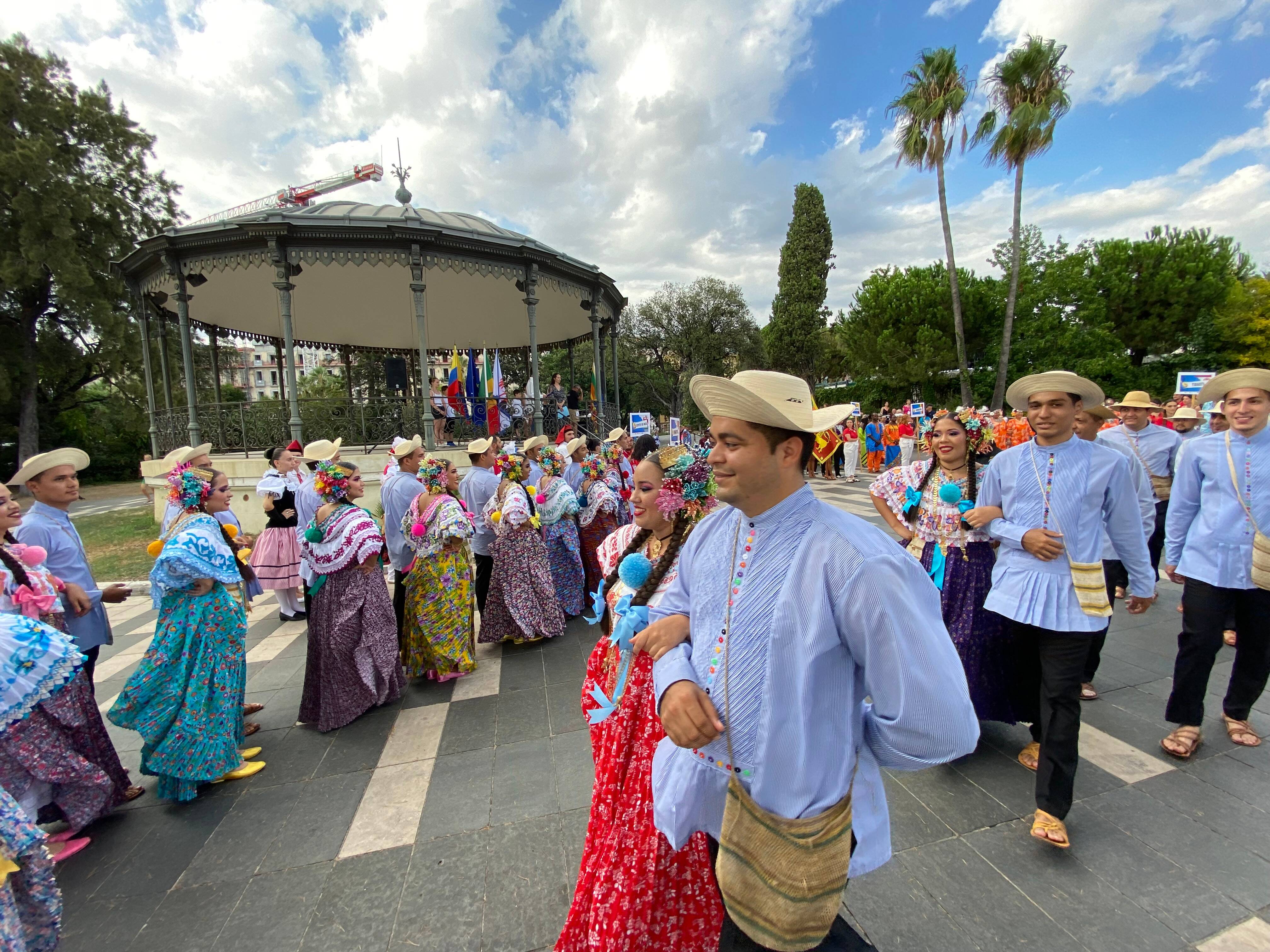 Quelle est cette cérémonie de la paix qui s'est tenue ce dimanche soir à Nice?