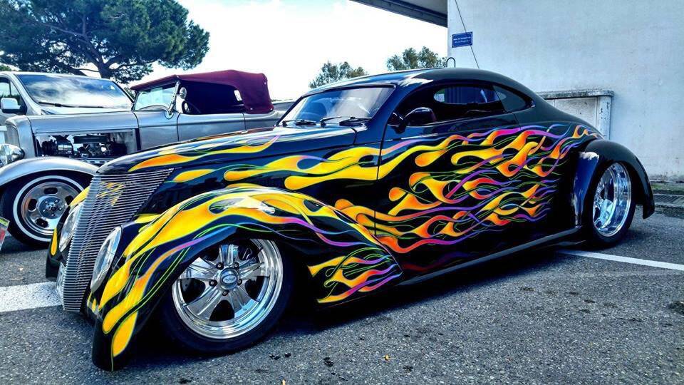 Le "Beach Motor Festival" fait son show au Fort Carré à Antibes