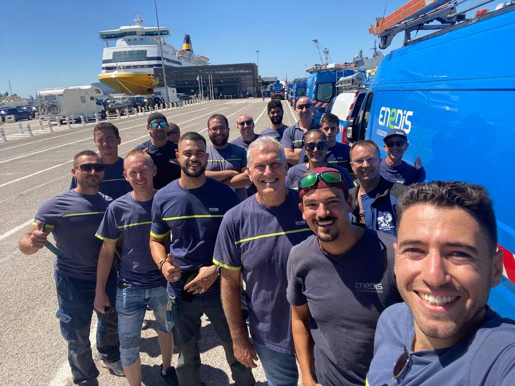 17 techniciens varois et azuréens d'Enedis en route pour la Corse afin de réparer le réseau électrique