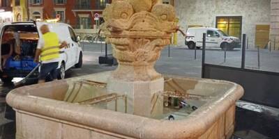 L'emblématique fontaine de la place Saint-François à Nice dégradée puis nettoyée