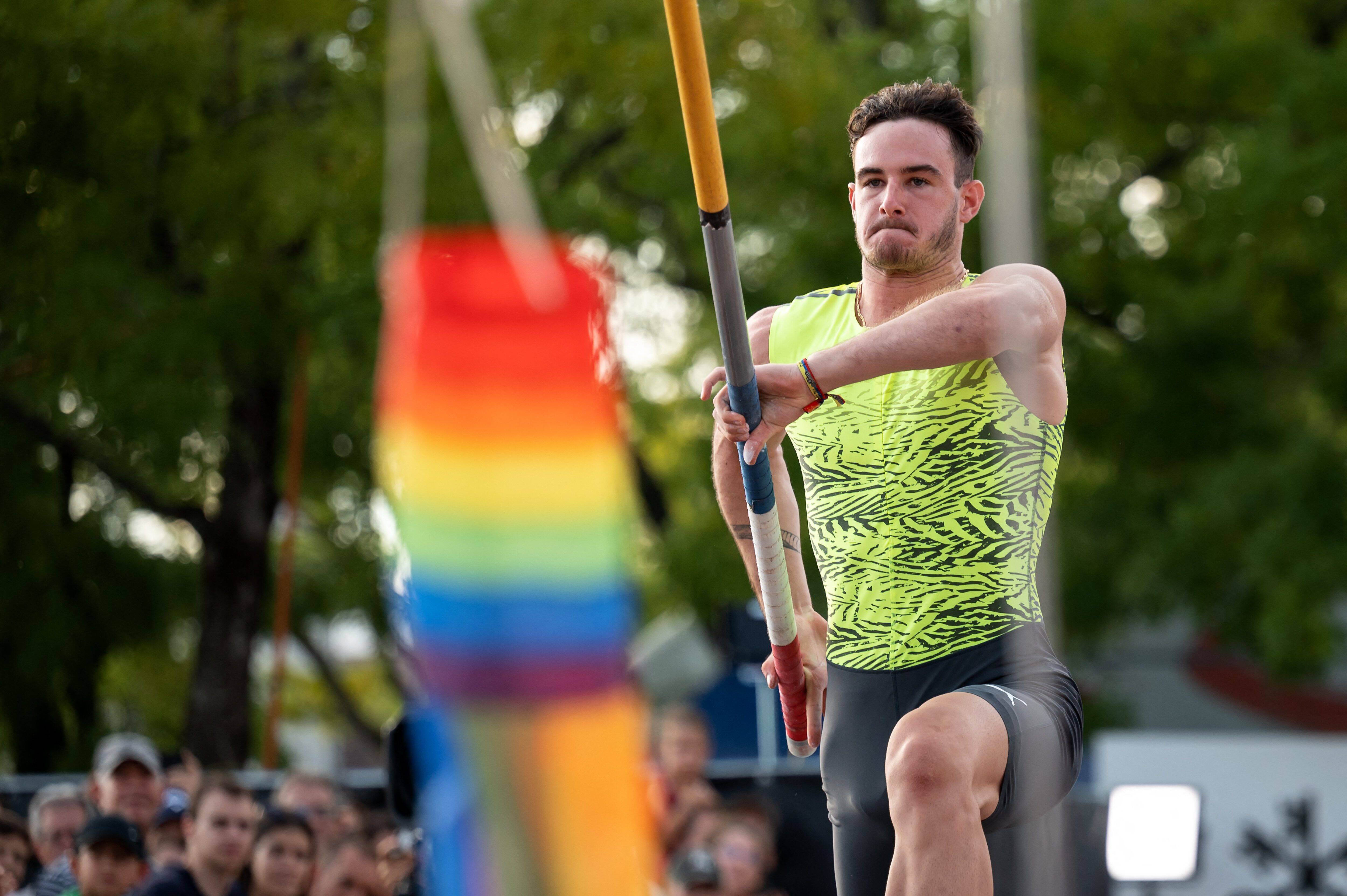 Le perchiste varois Anthony Ammirati réalise la 2e meilleure performance mondiale juniors de tous les temps