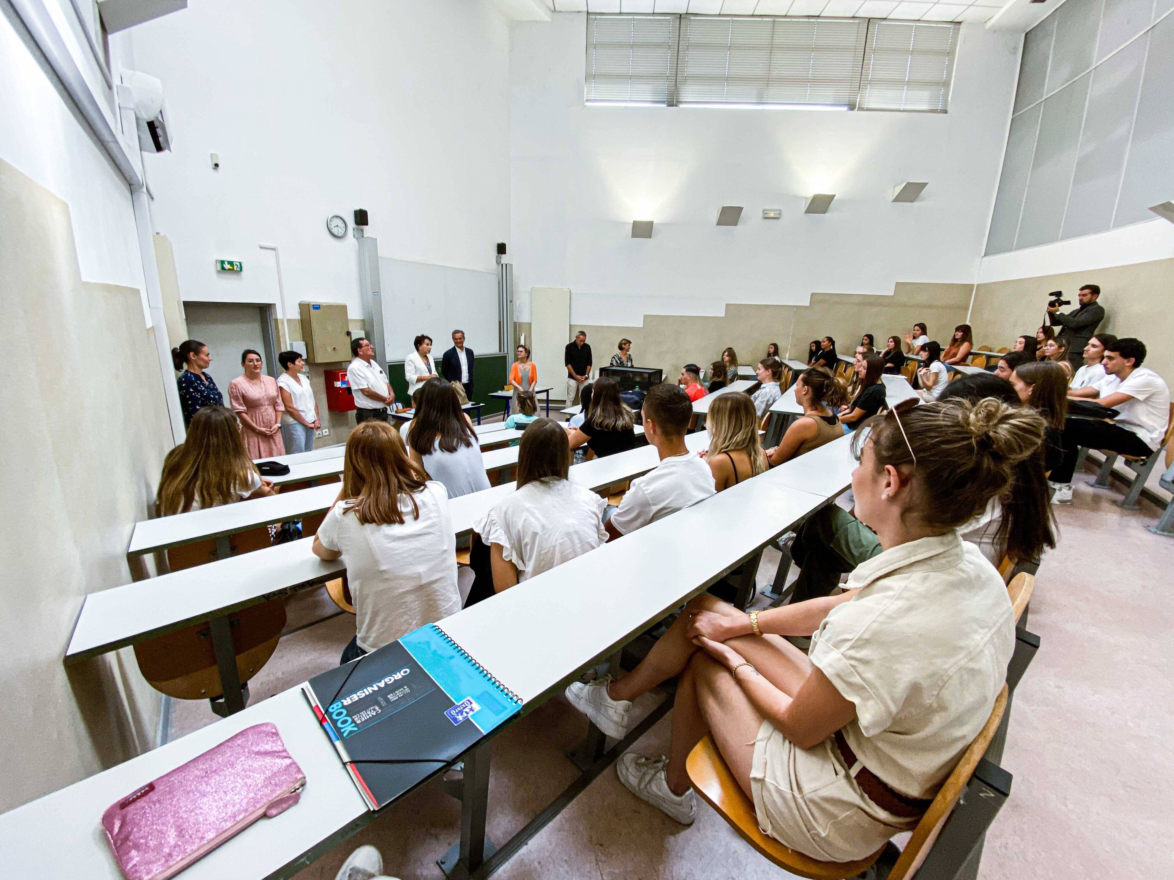 La première promotion des manipulateurs radio fait sa rentrée sur le campus de La Garde