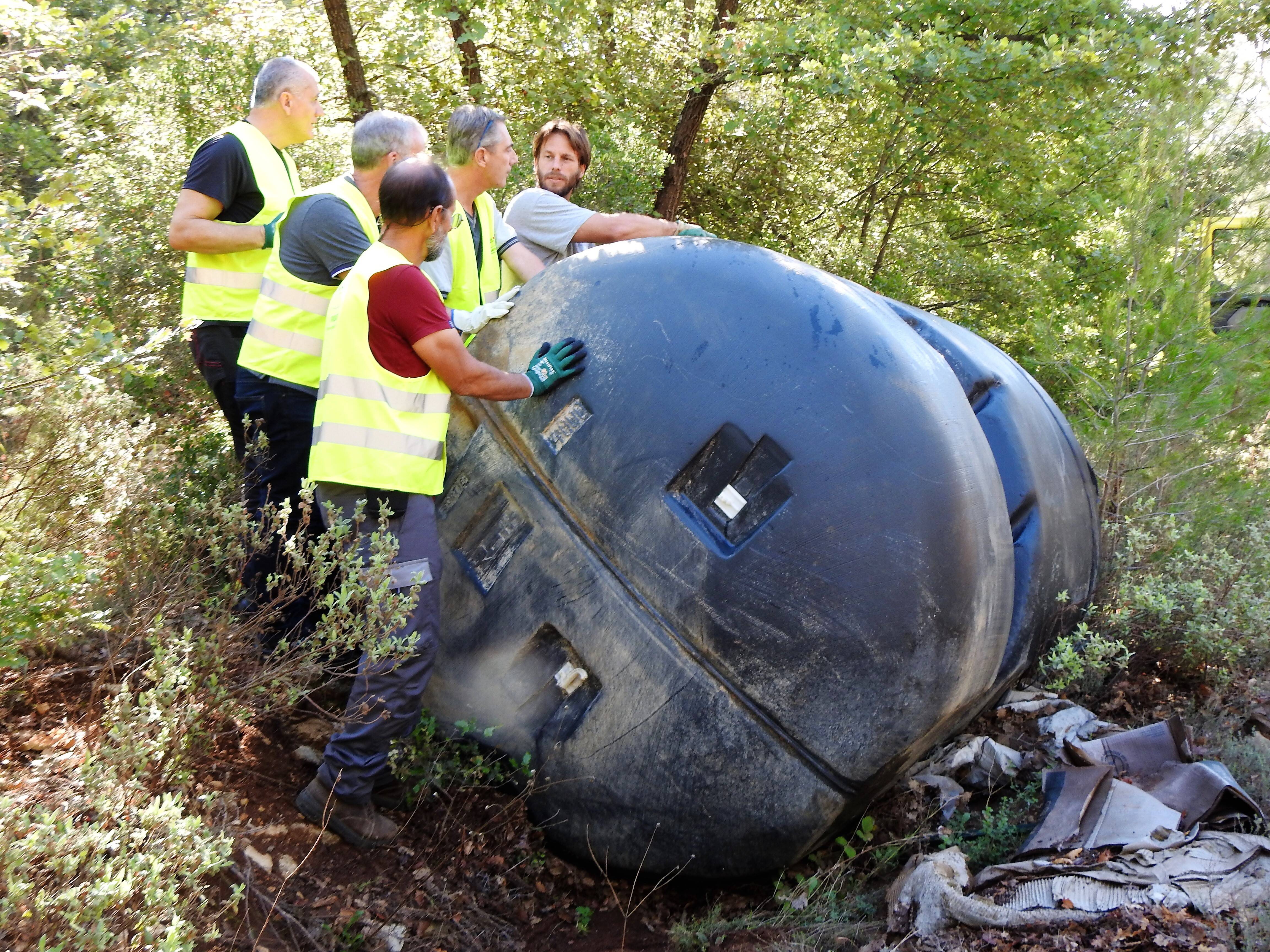 Comment le groupe Vinci s'est engagé dans le World Clean Up Day dans le Var