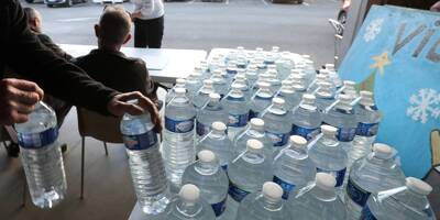 L'eau en bouteille contient des centaines de milliers de particules de plastique par litre, selon une étude
